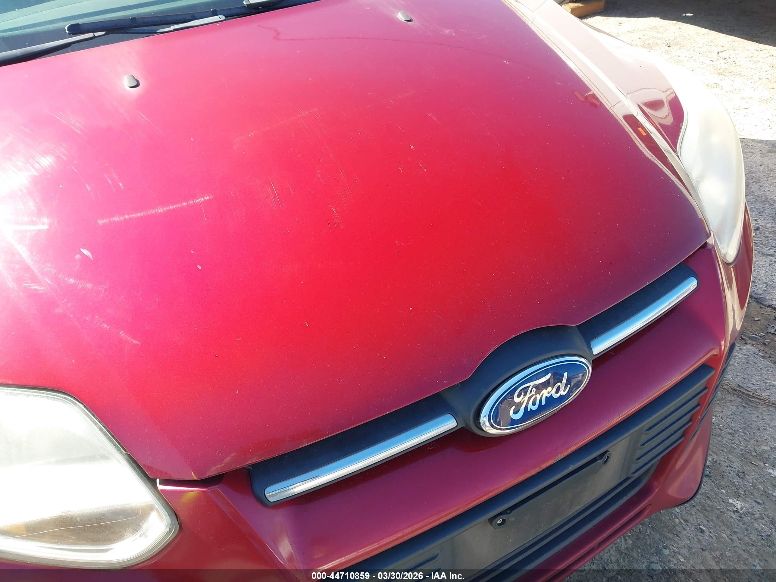 2014 Ford Focus Se Red vin: 1FADP3K25EL124001