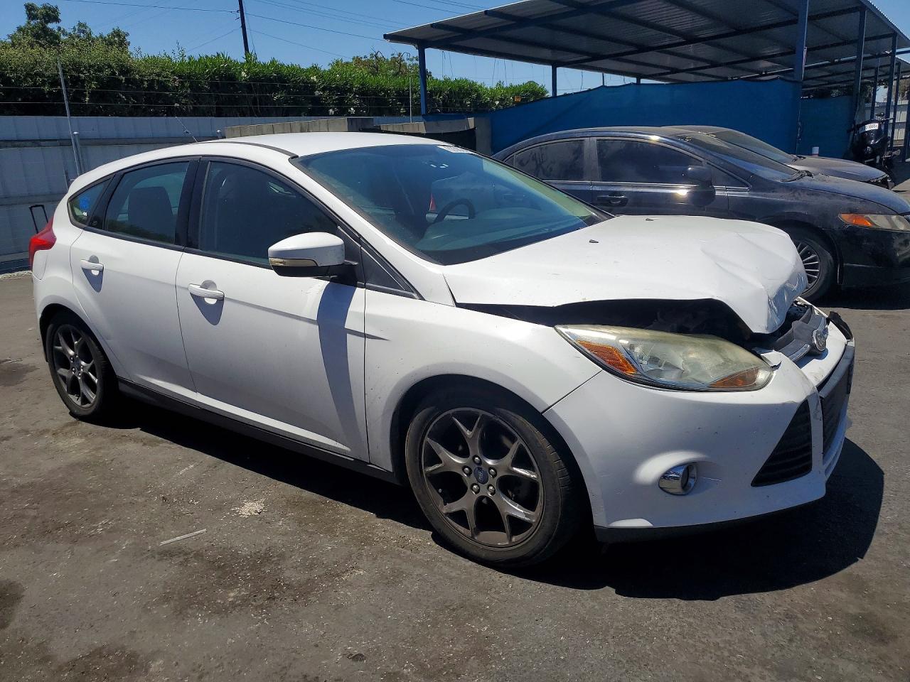 2014 Ford Focus Se White vin: 1FADP3K25EL153241