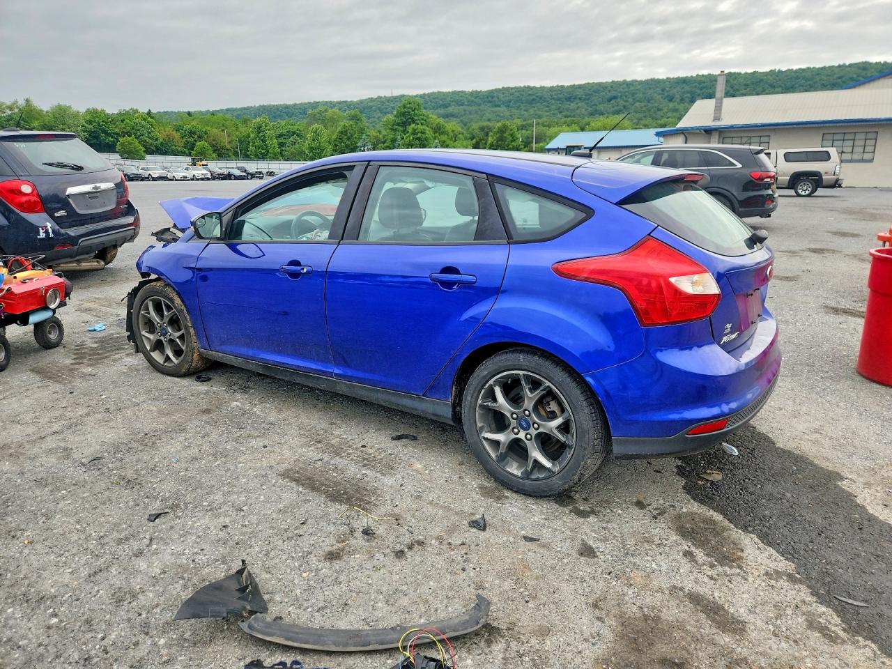 2014 Ford Focus Se Blue vin: 1FADP3K25EL172453