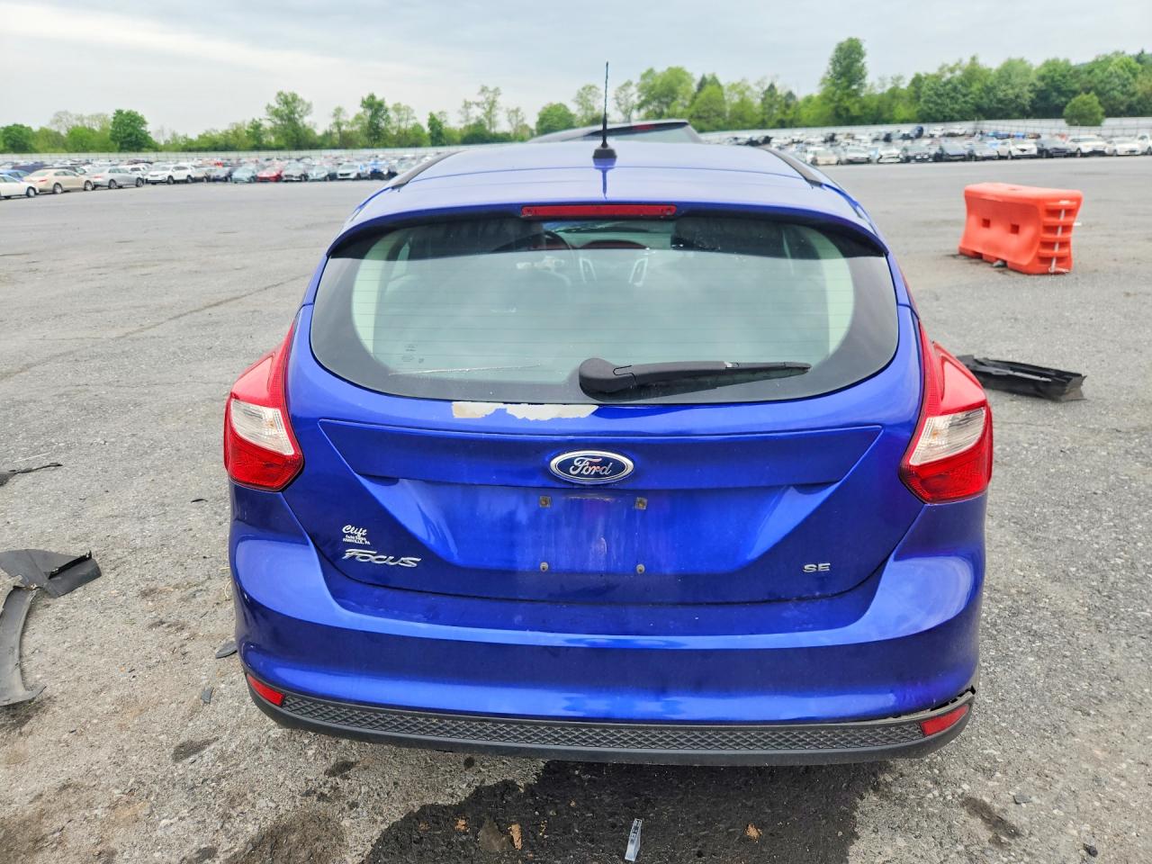 2014 Ford Focus Se Blue vin: 1FADP3K25EL172453