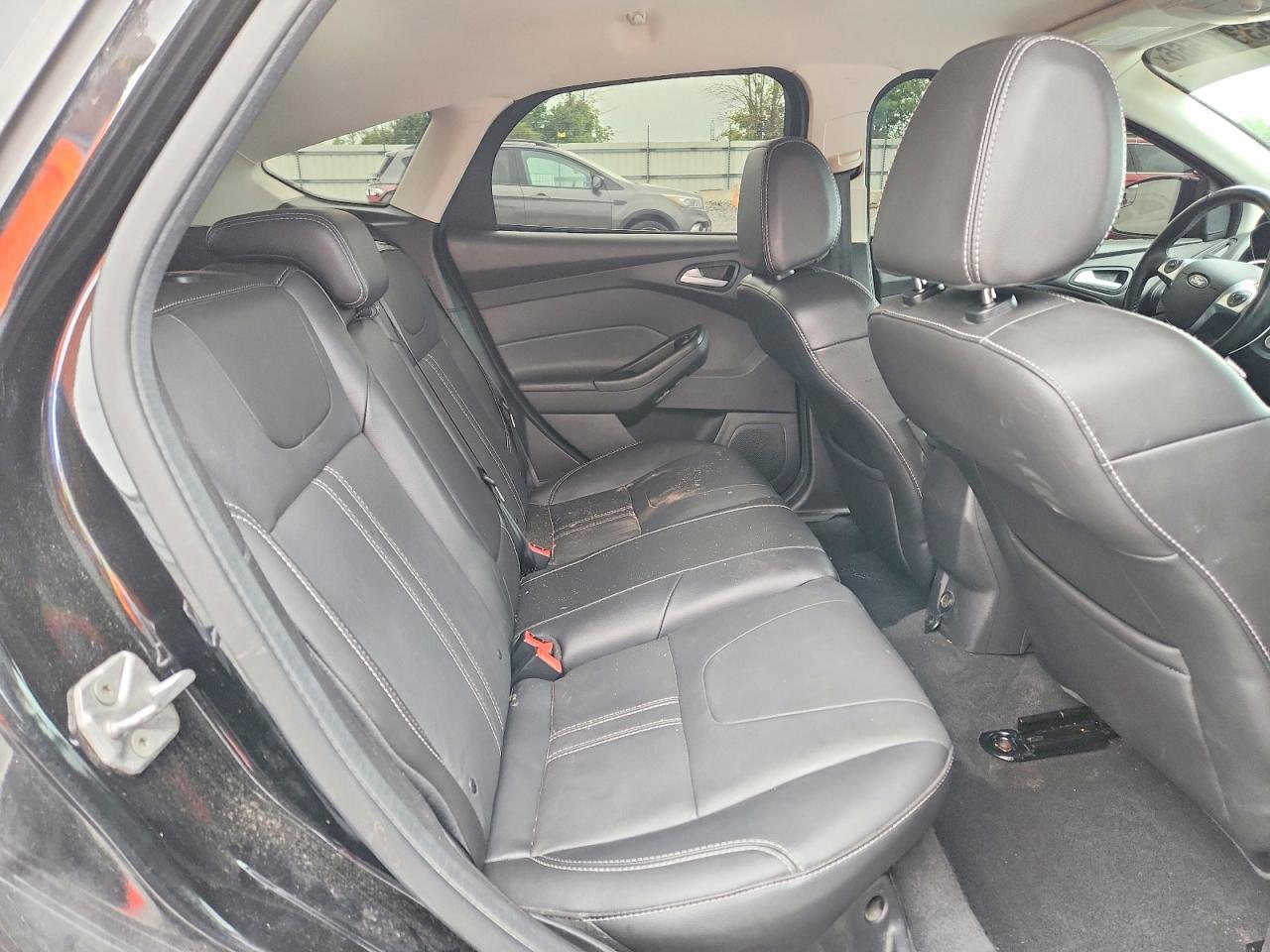 2014 Ford Focus Se Black vin: 1FADP3K25EL173778