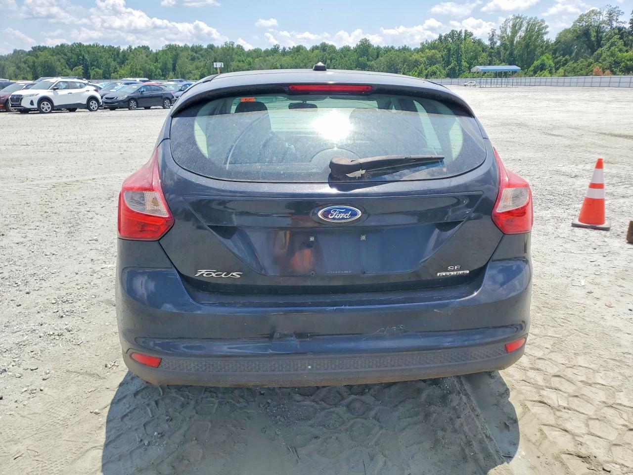 2014 Ford Focus Se Black vin: 1FADP3K25EL180309