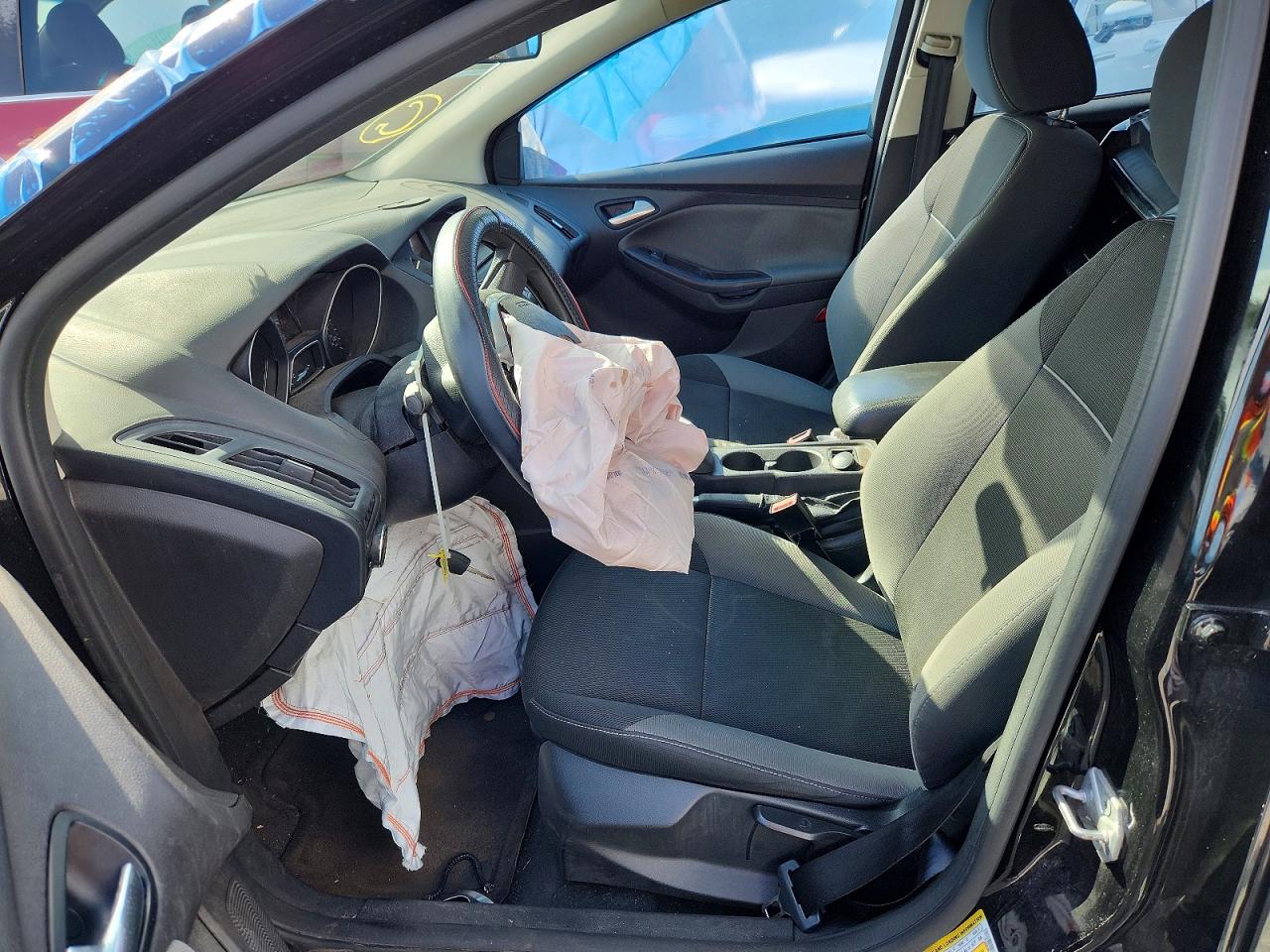 2014 Ford Focus Se Black vin: 1FADP3K25EL203698