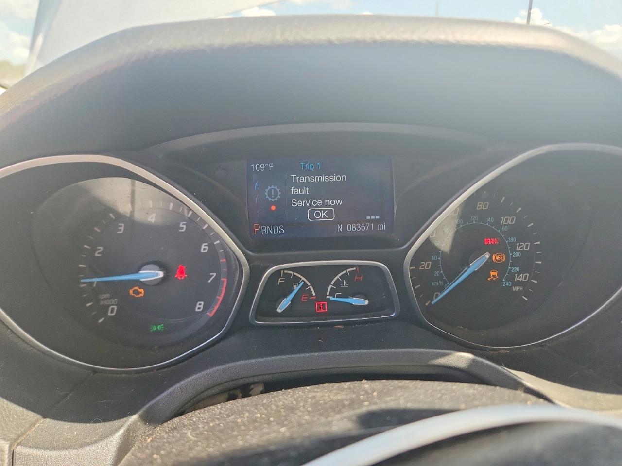 2014 Ford Focus Se Серебряный vin: 1FADP3K25EL251895