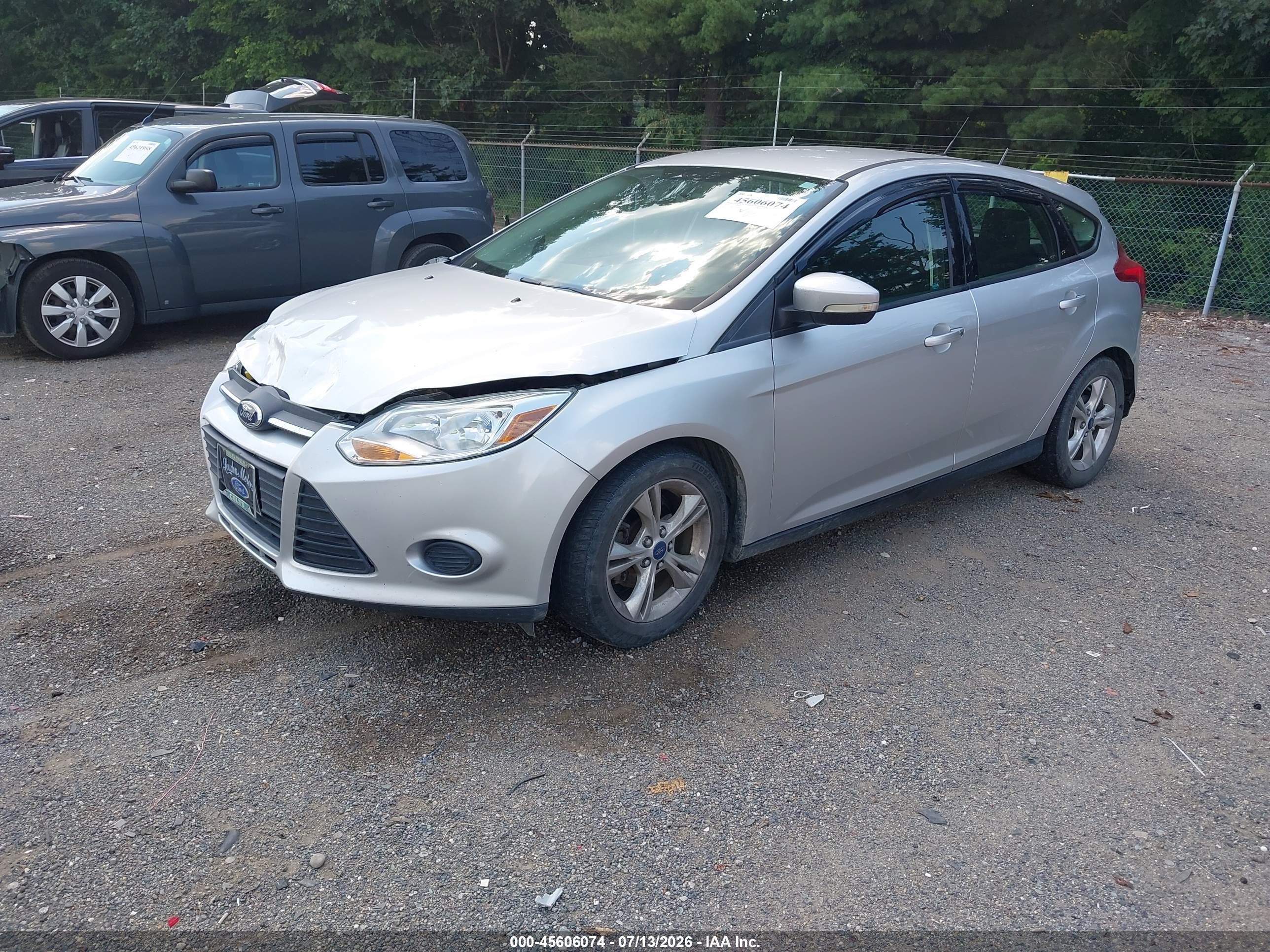 2014 Ford Focus Se White vin: 1FADP3K25EL258491
