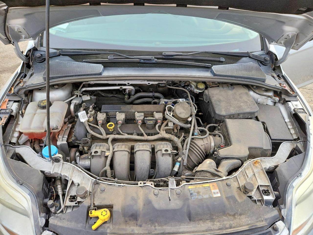 2014 Ford Focus Se Silver vin: 1FADP3K25EL265358