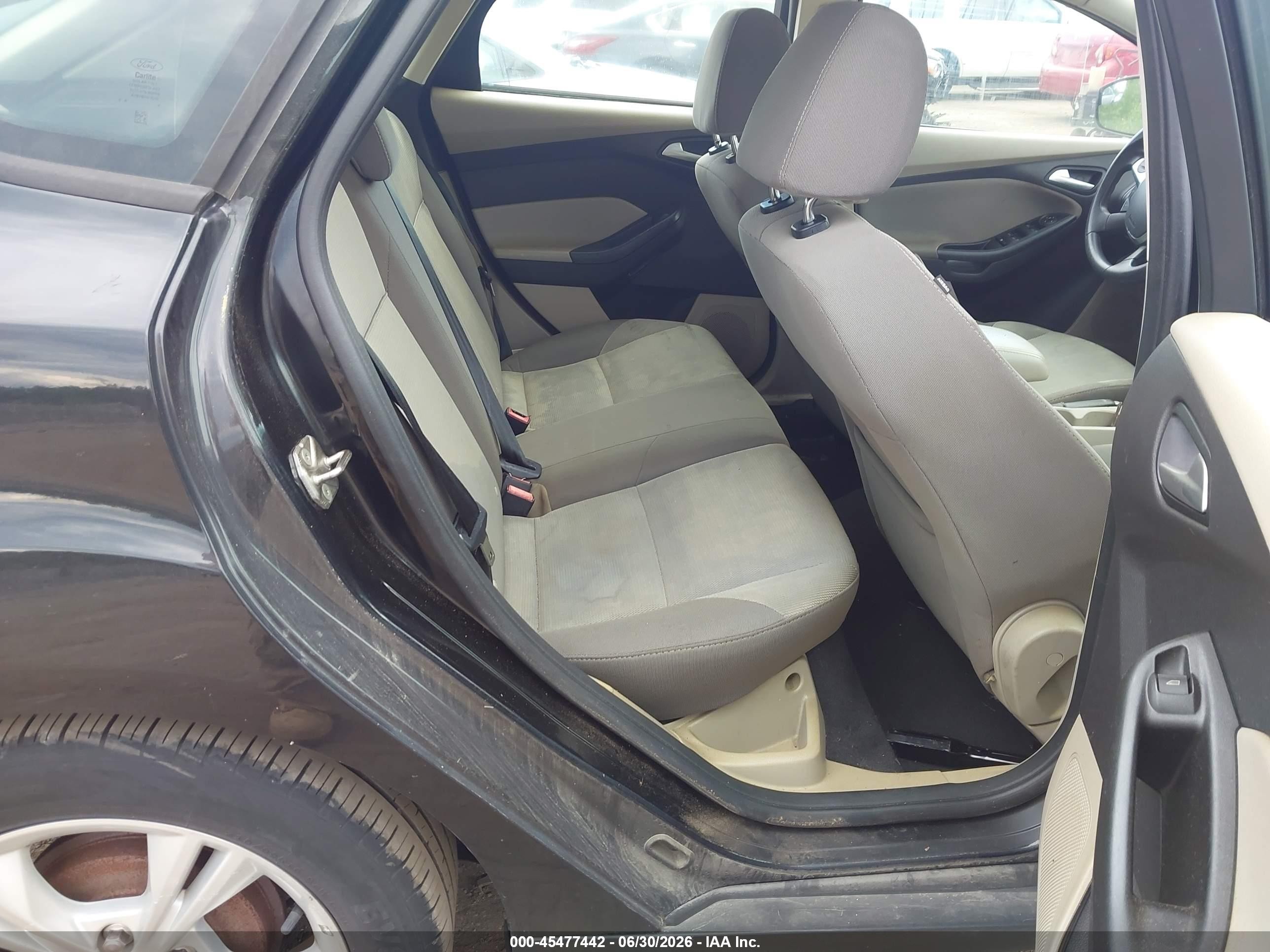 2014 Ford Focus Se Black vin: 1FADP3K25EL295153