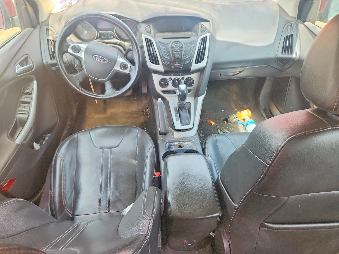 2014 Ford Focus Se Maroon vin: 1FADP3K25EL303445
