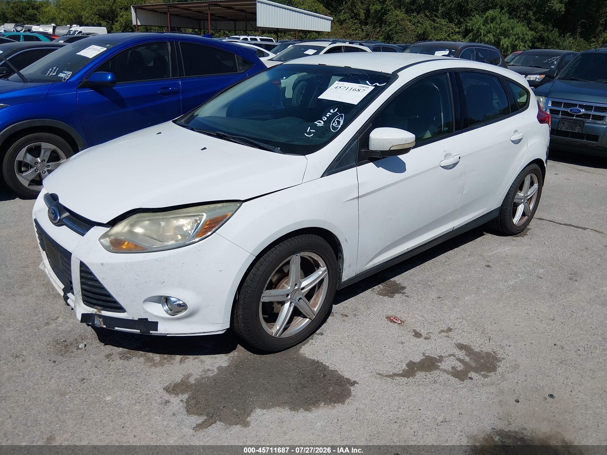 2014 Ford Focus Se Белый vin: 1FADP3K25EL325459