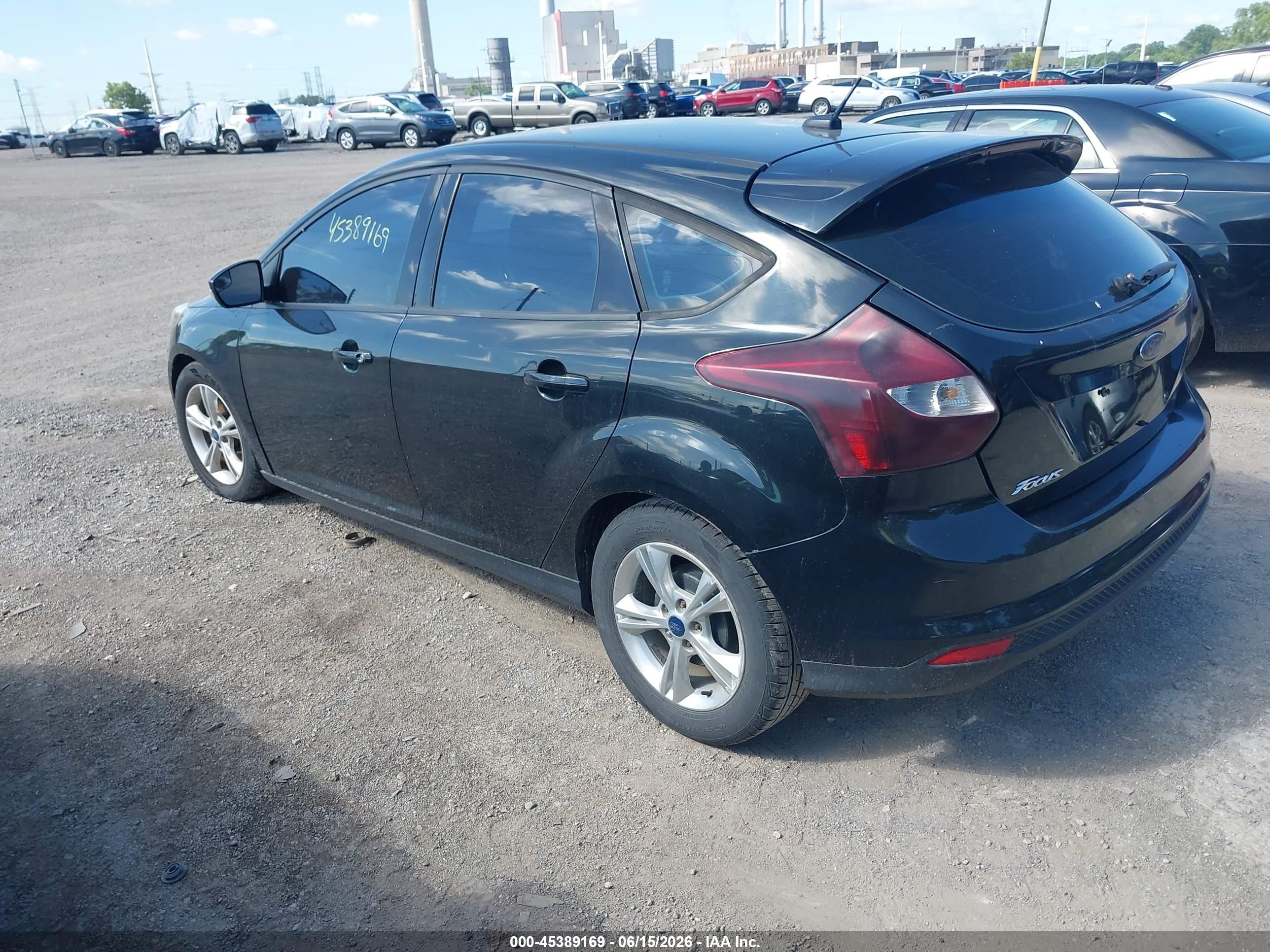 2014 Ford Focus Se Black vin: 1FADP3K25EL332427