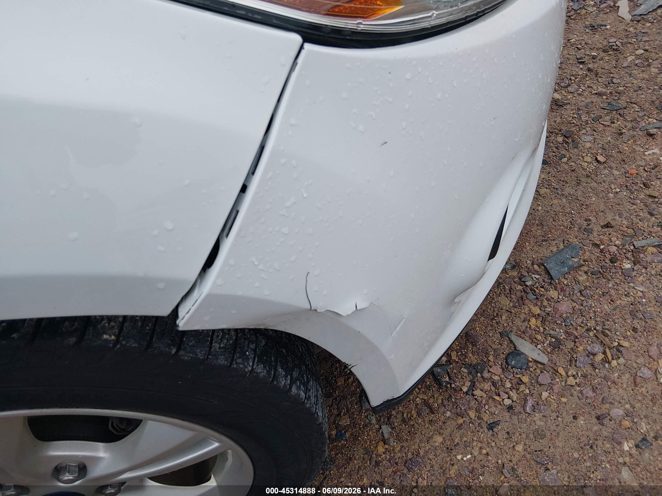 2014 Ford Focus Se White vin: 1FADP3K25EL339653