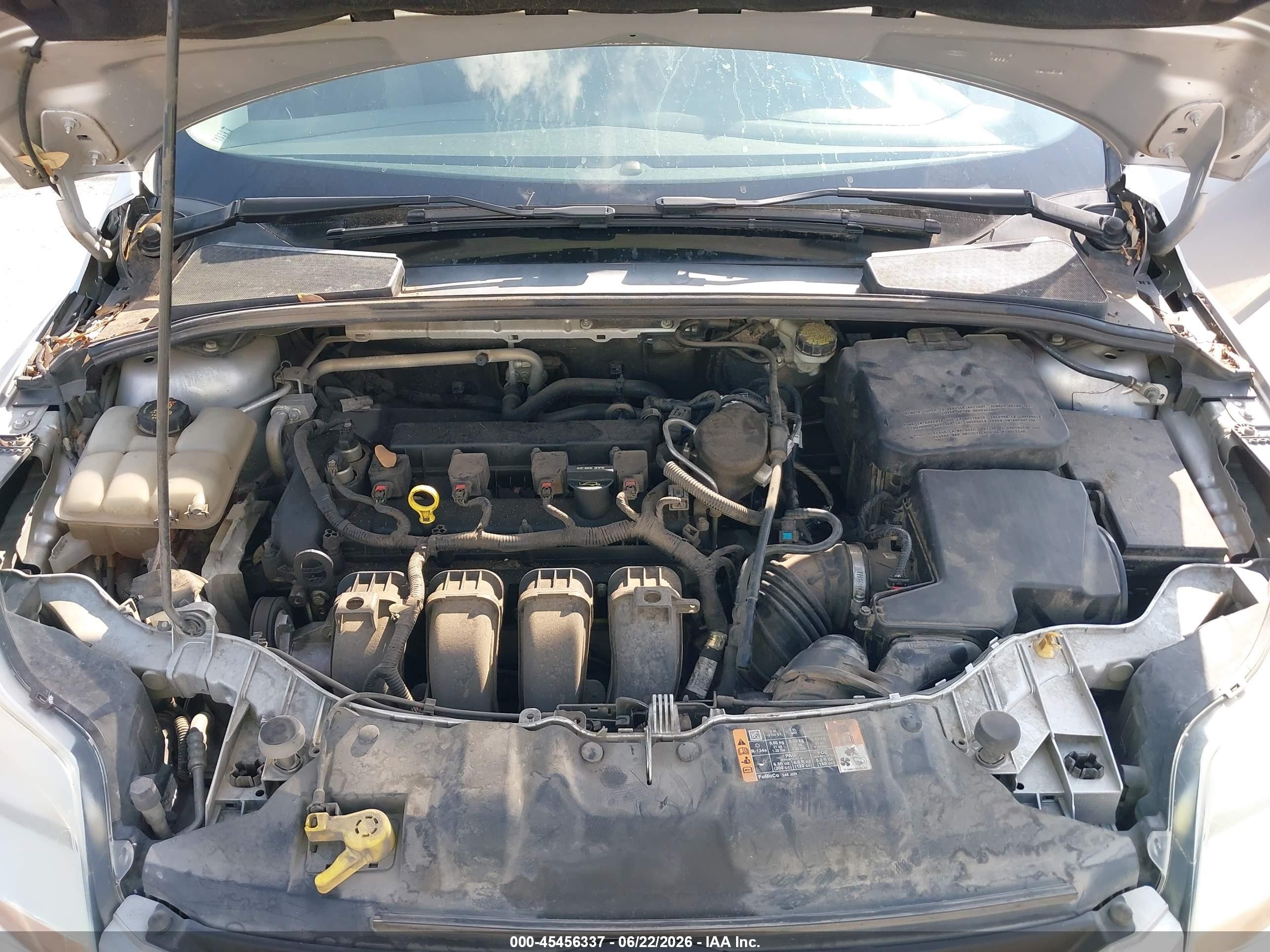 2014 Ford Focus Se Silver vin: 1FADP3K25EL354881