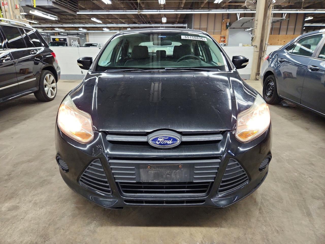 2014 Ford Focus Se Black vin: 1FADP3K25EL360681