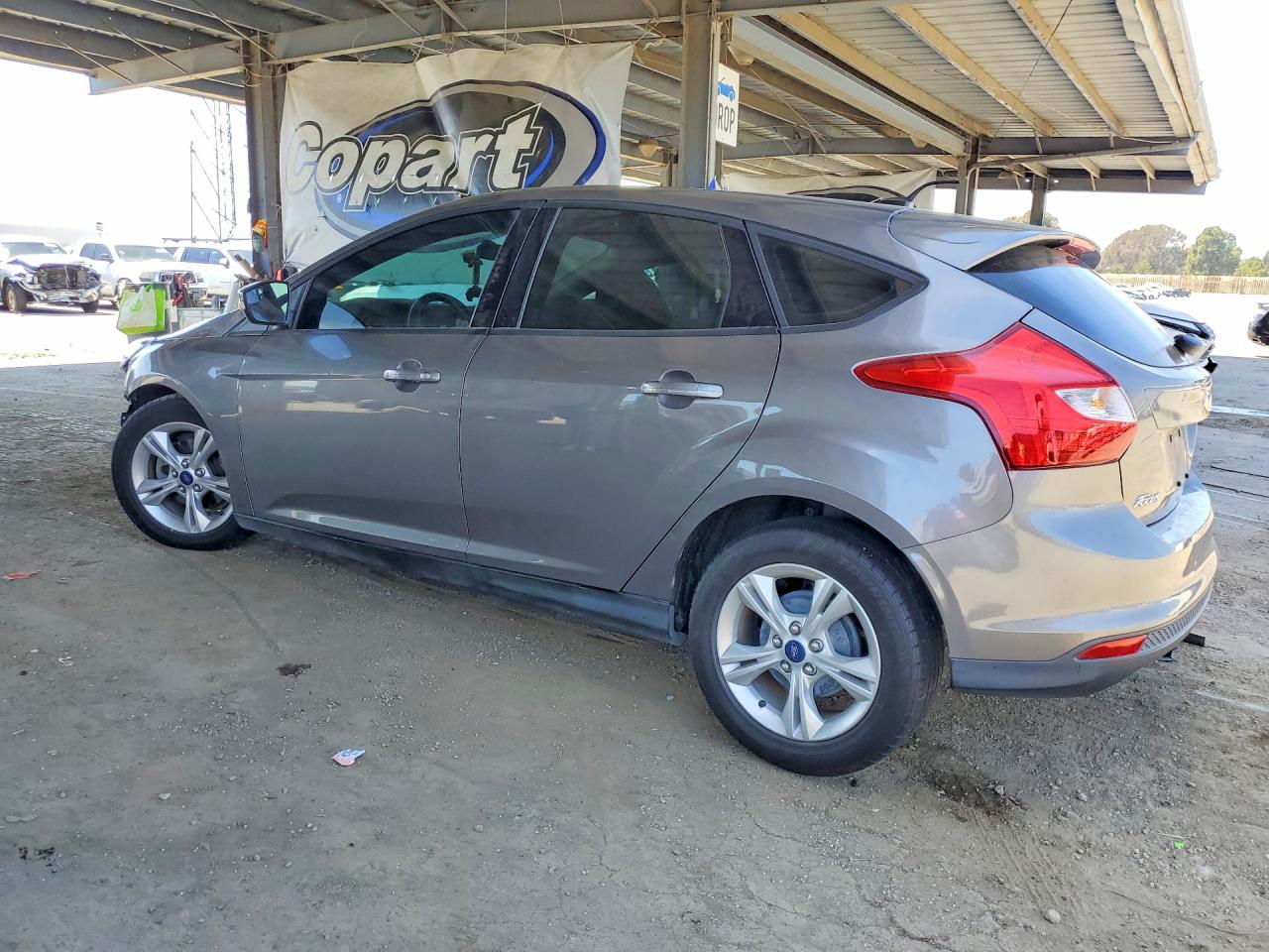 2014 Ford Focus Gray vin: 1FADP3K25EL363337