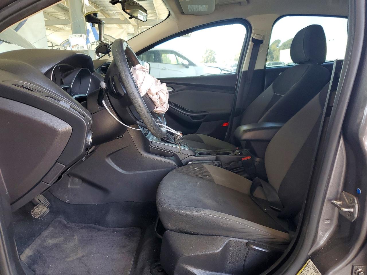 2014 Ford Focus Gray vin: 1FADP3K25EL363337