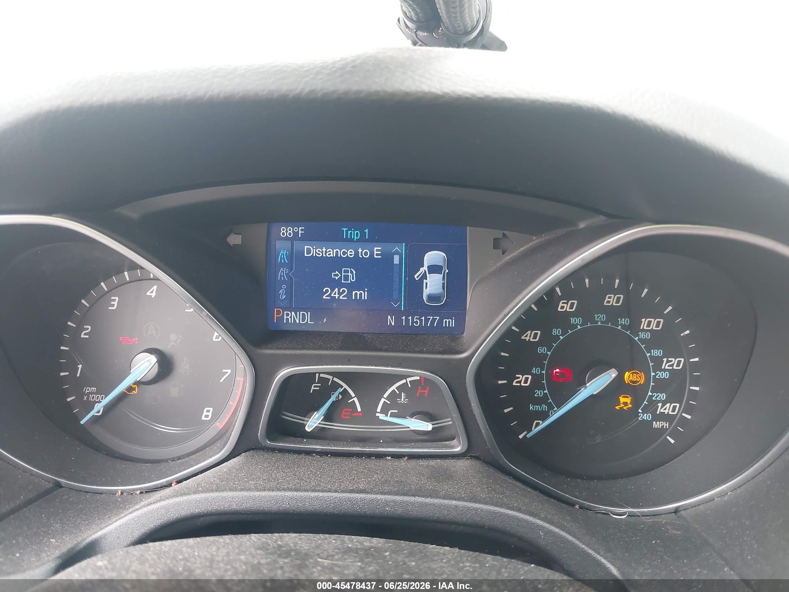 2014 Ford Focus Se Silver vin: 1FADP3K25EL410494