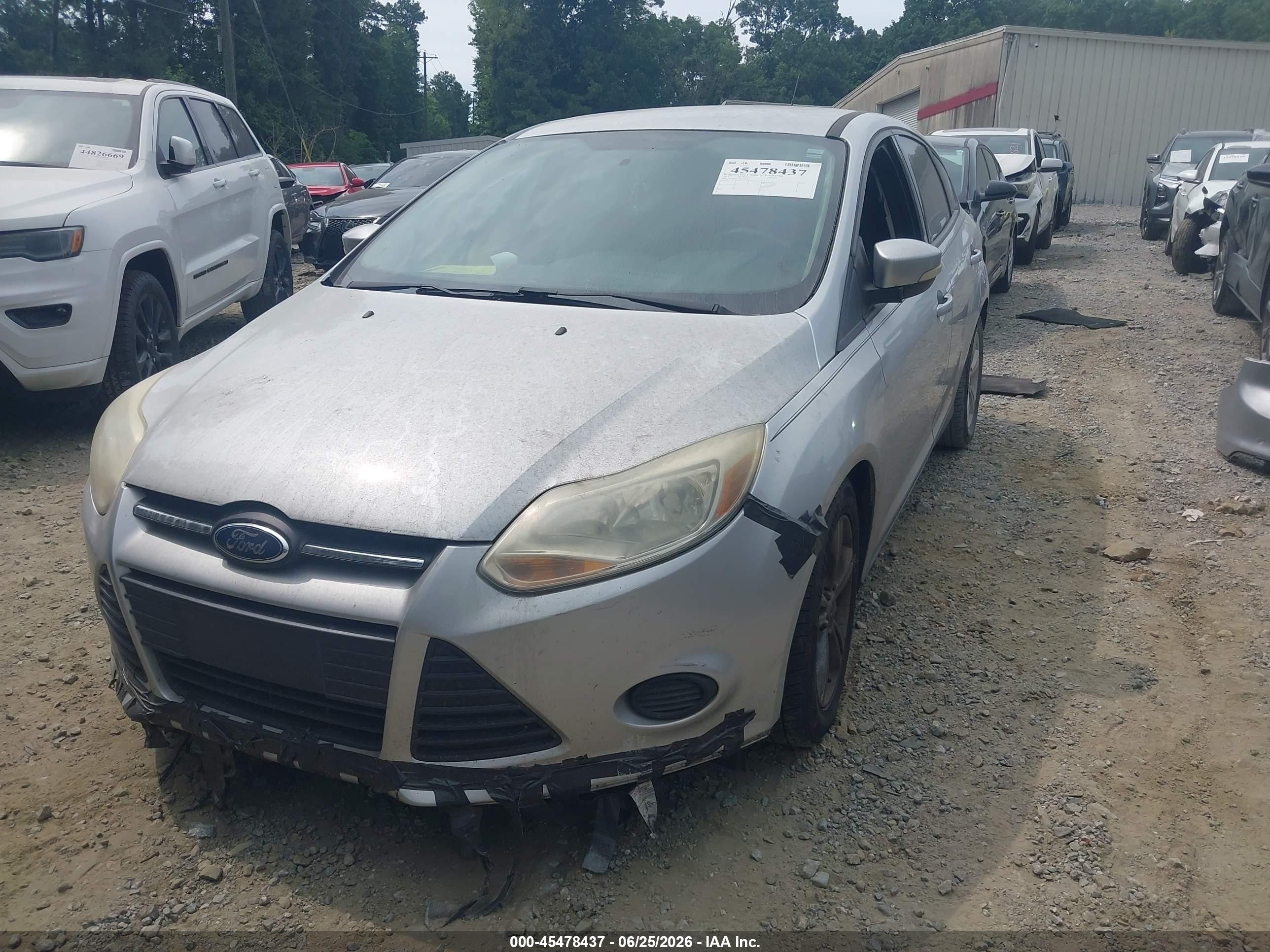 2014 Ford Focus Se Silver vin: 1FADP3K25EL410494