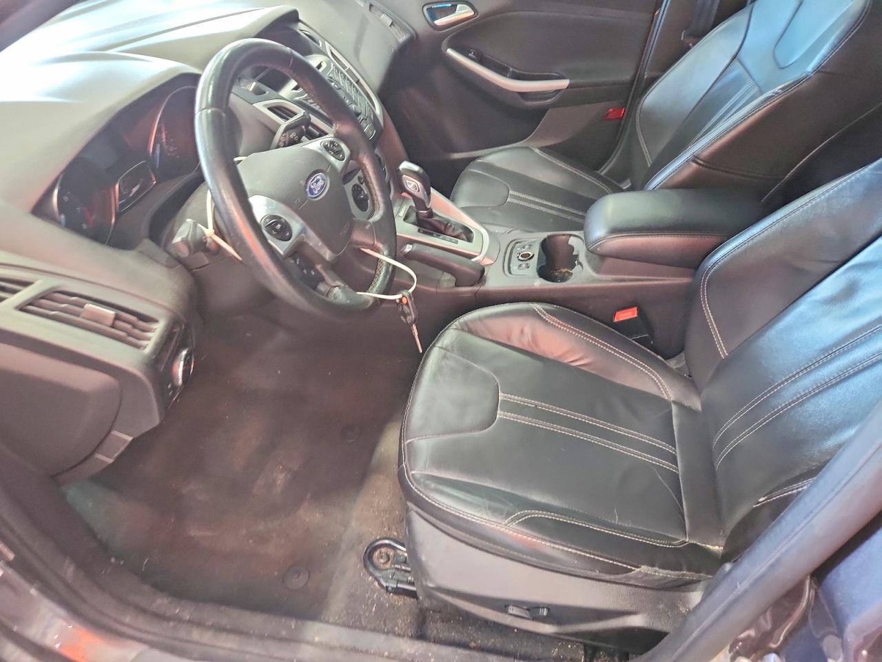 2014 Ford Focus Se Gray vin: 1FADP3K25EL422886