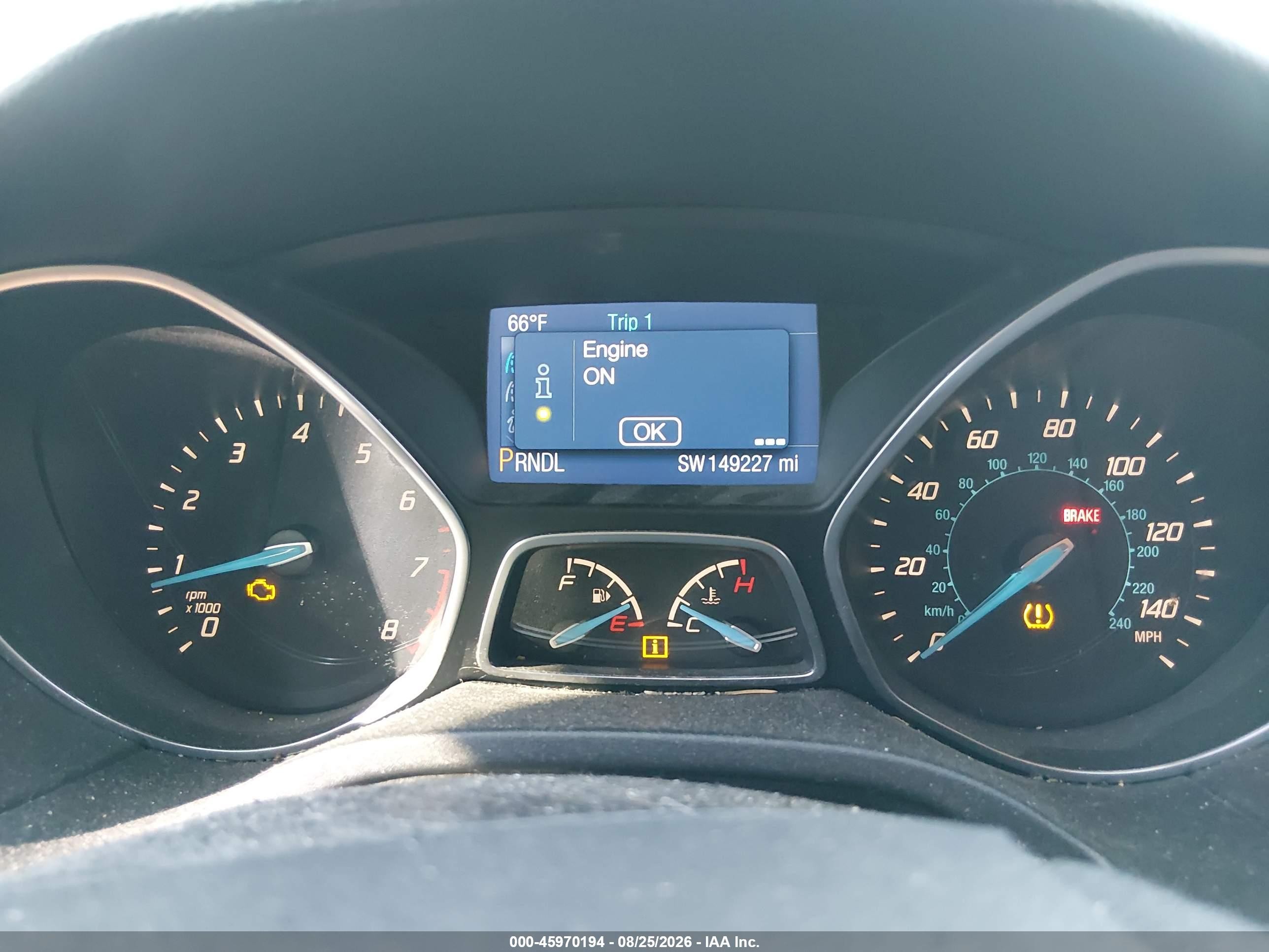 2014 Ford Focus Se Красный vin: 1FADP3K25EL424718