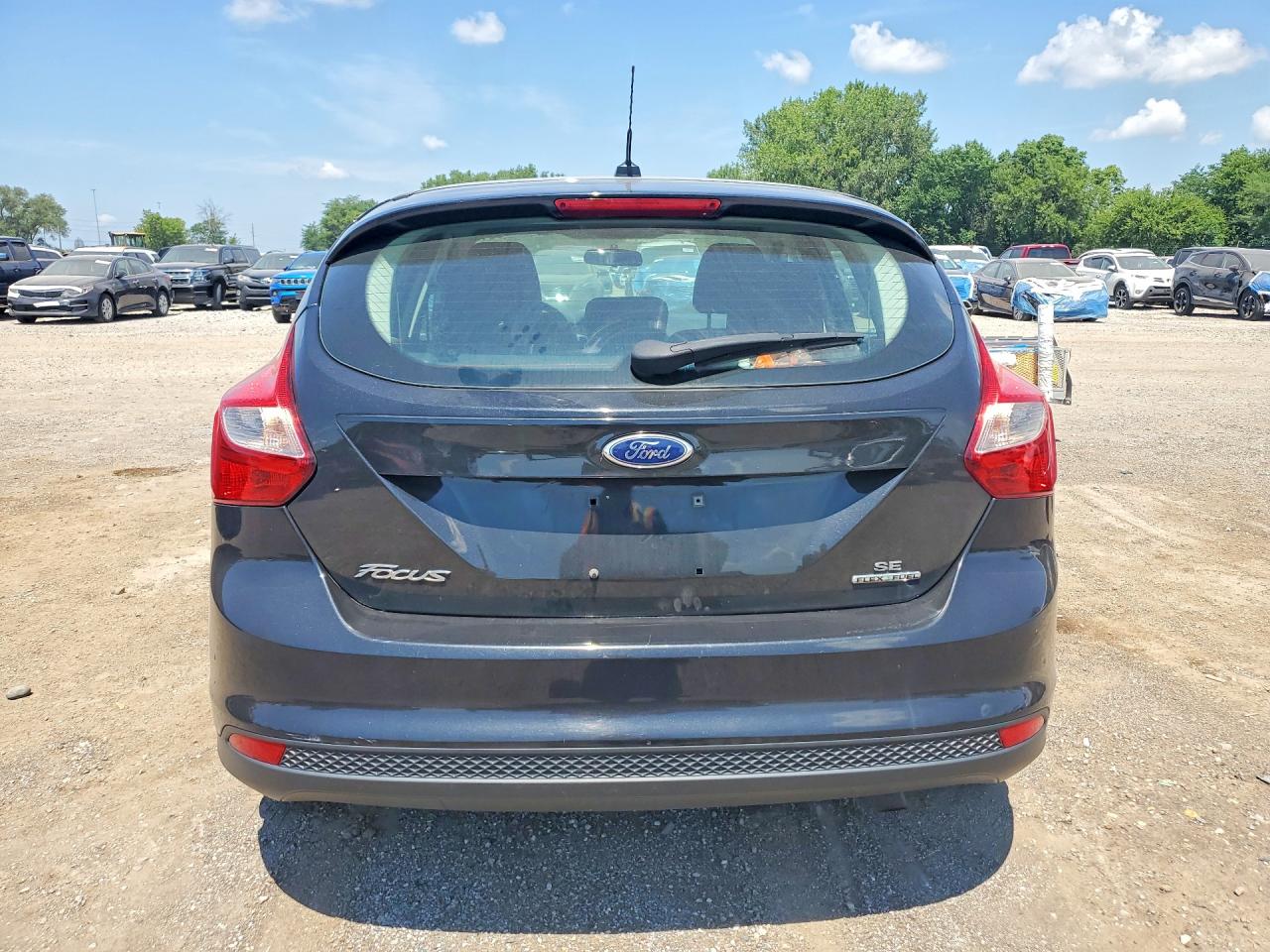 2014 Ford Focus Se Black vin: 1FADP3K25EL437937