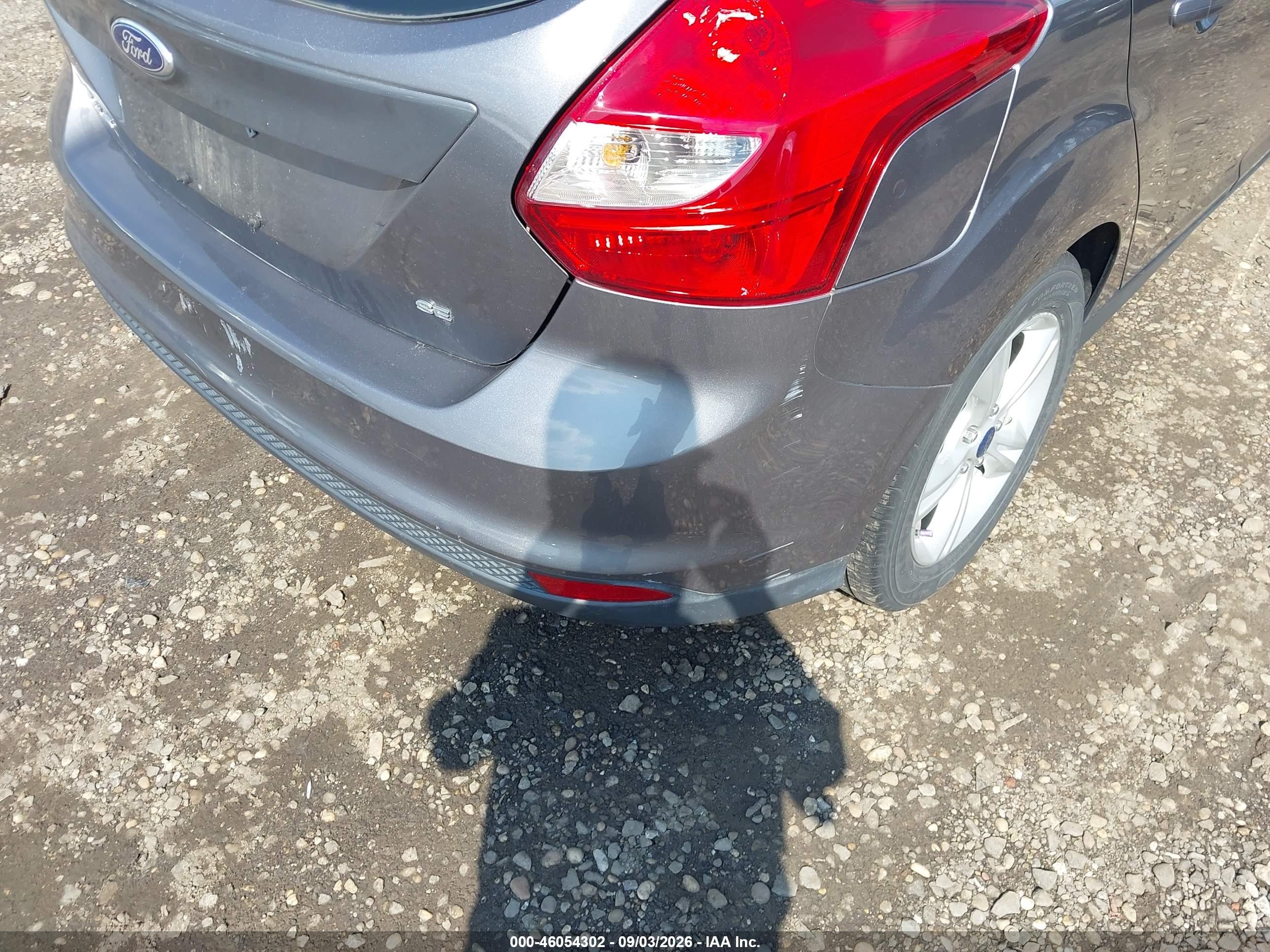 2014 Ford Focus Se Gray vin: 1FADP3K25EL462451