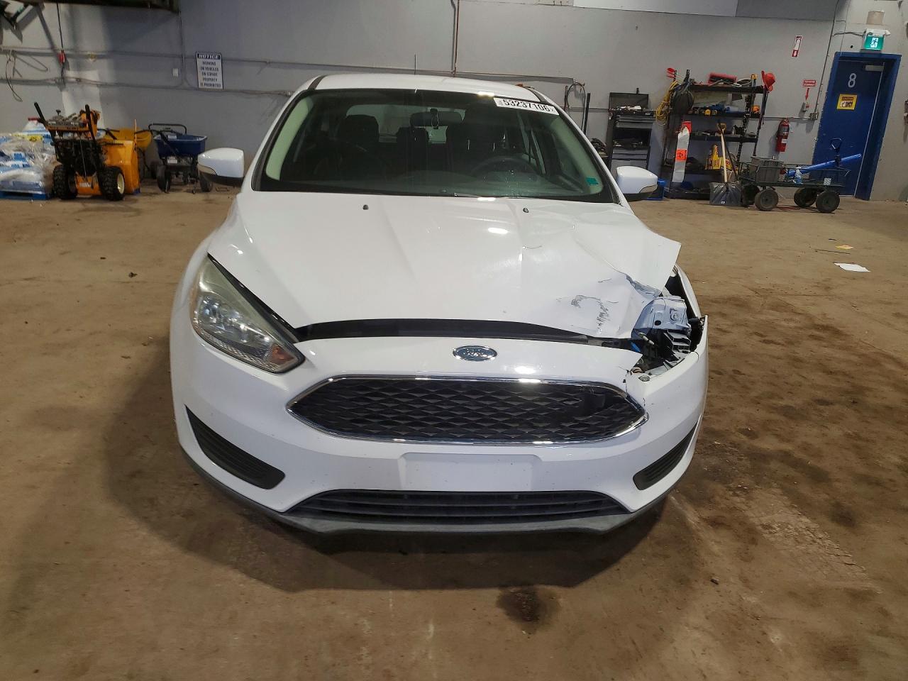 2015 Ford Focus Se White vin: 1FADP3K25FL248383