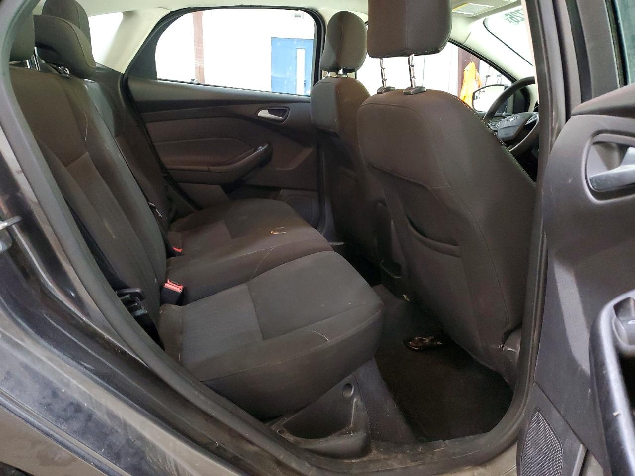 2015 Ford Focus Se Charcoal vin: 1FADP3K25FL259786