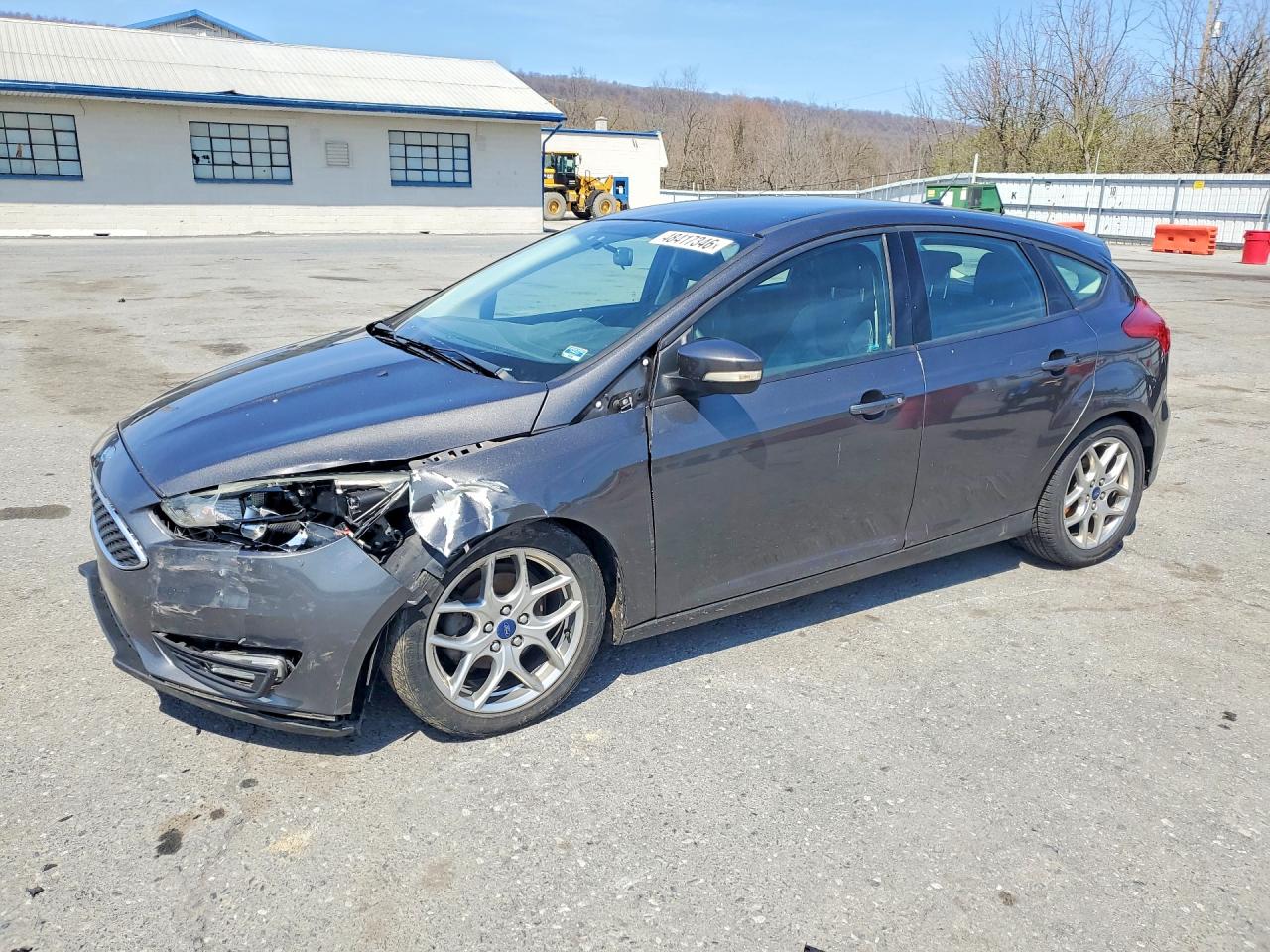 2015 Ford Focus Se Charcoal vin: 1FADP3K25FL273686