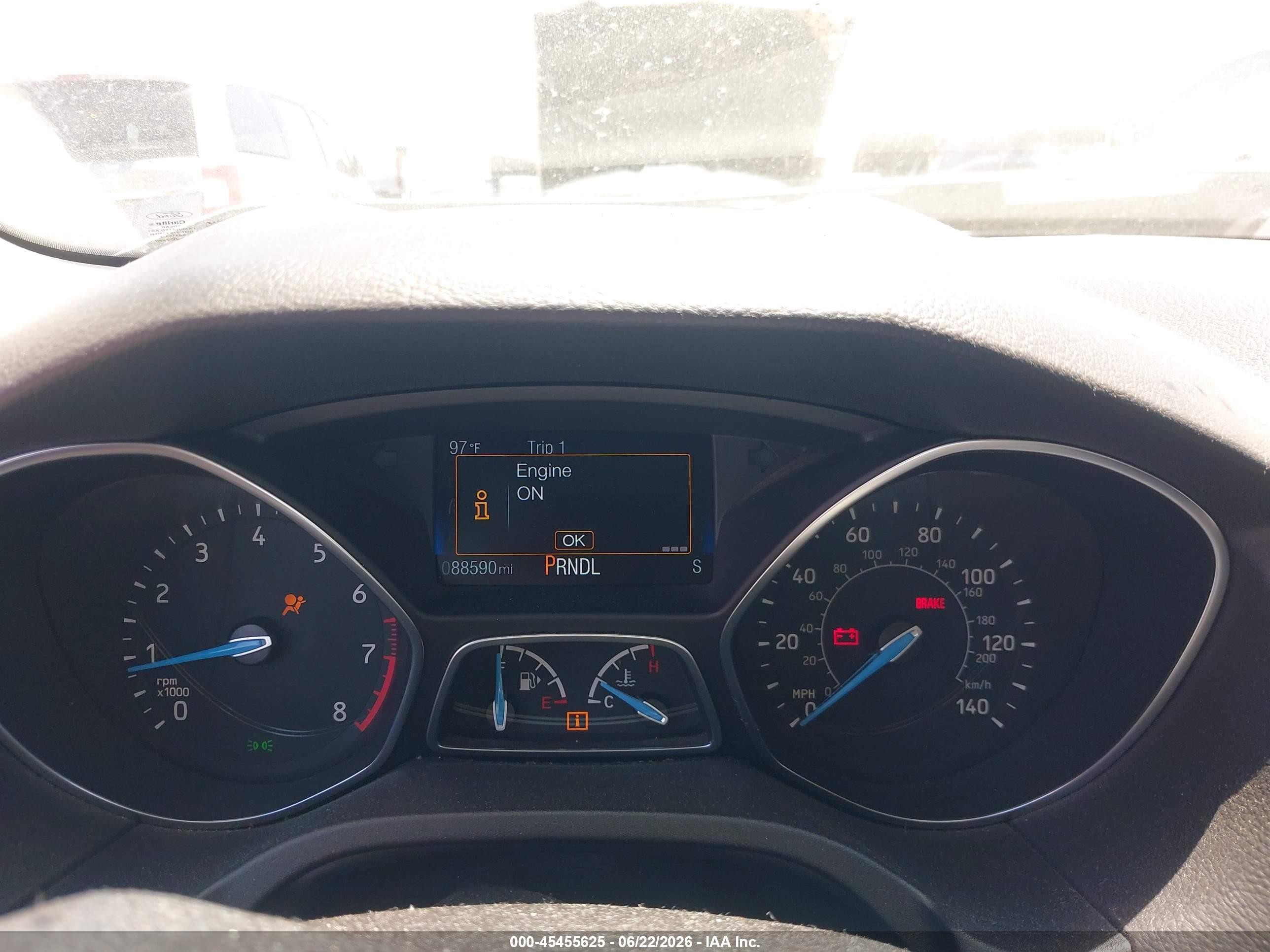 2015 Ford Focus Se Silver vin: 1FADP3K25FL281979