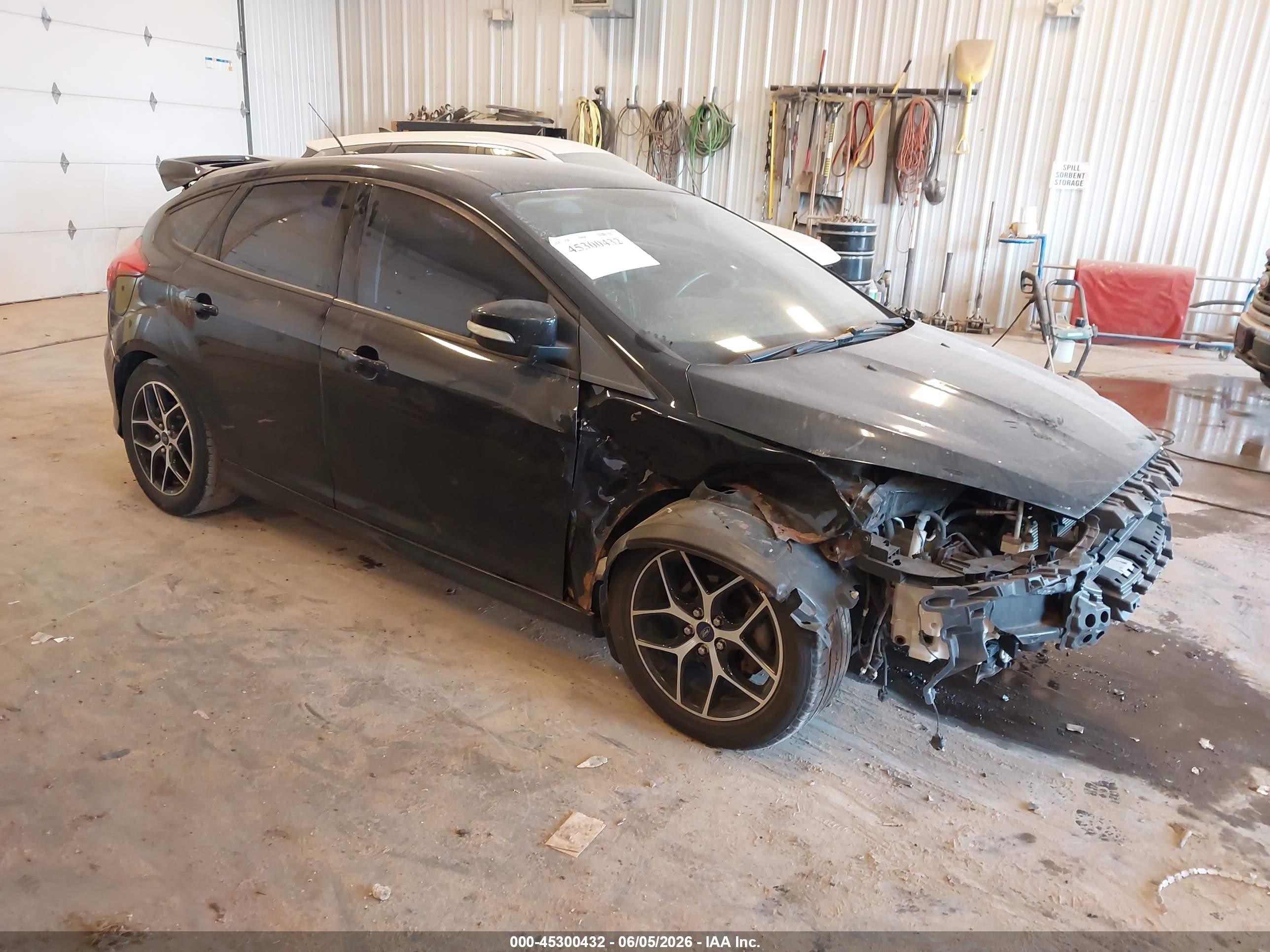 2015 Ford Focus Se Black vin: 1FADP3K25FL304516