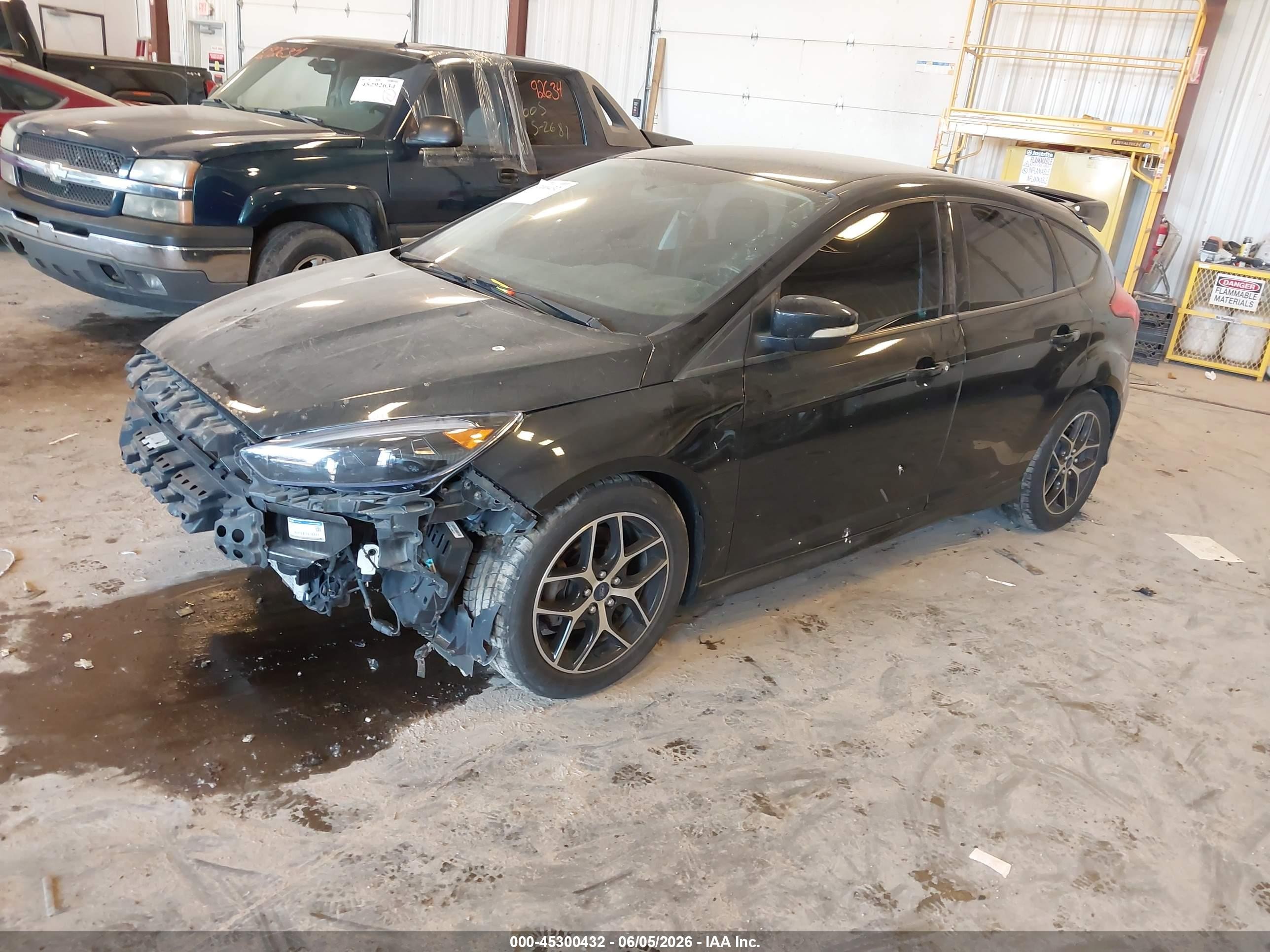 2015 Ford Focus Se Black vin: 1FADP3K25FL304516