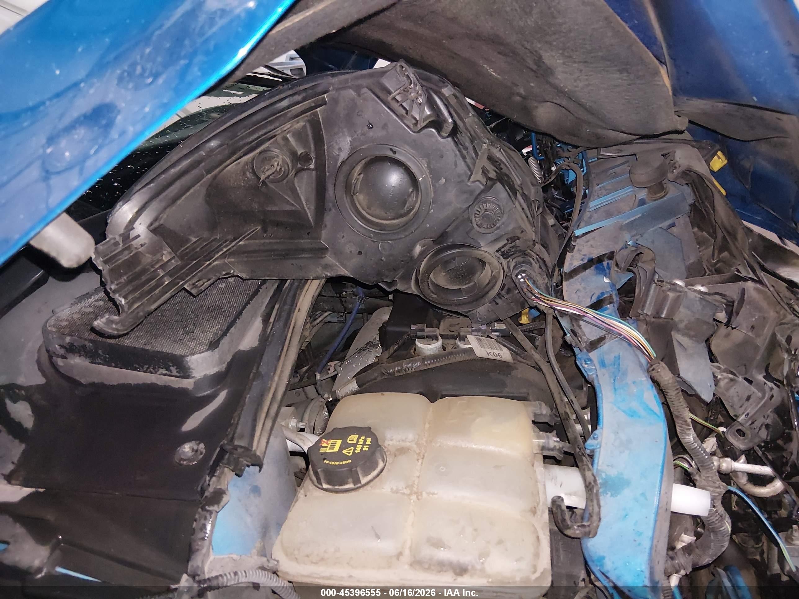 2015 Ford Focus Se Blue vin: 1FADP3K25FL310669
