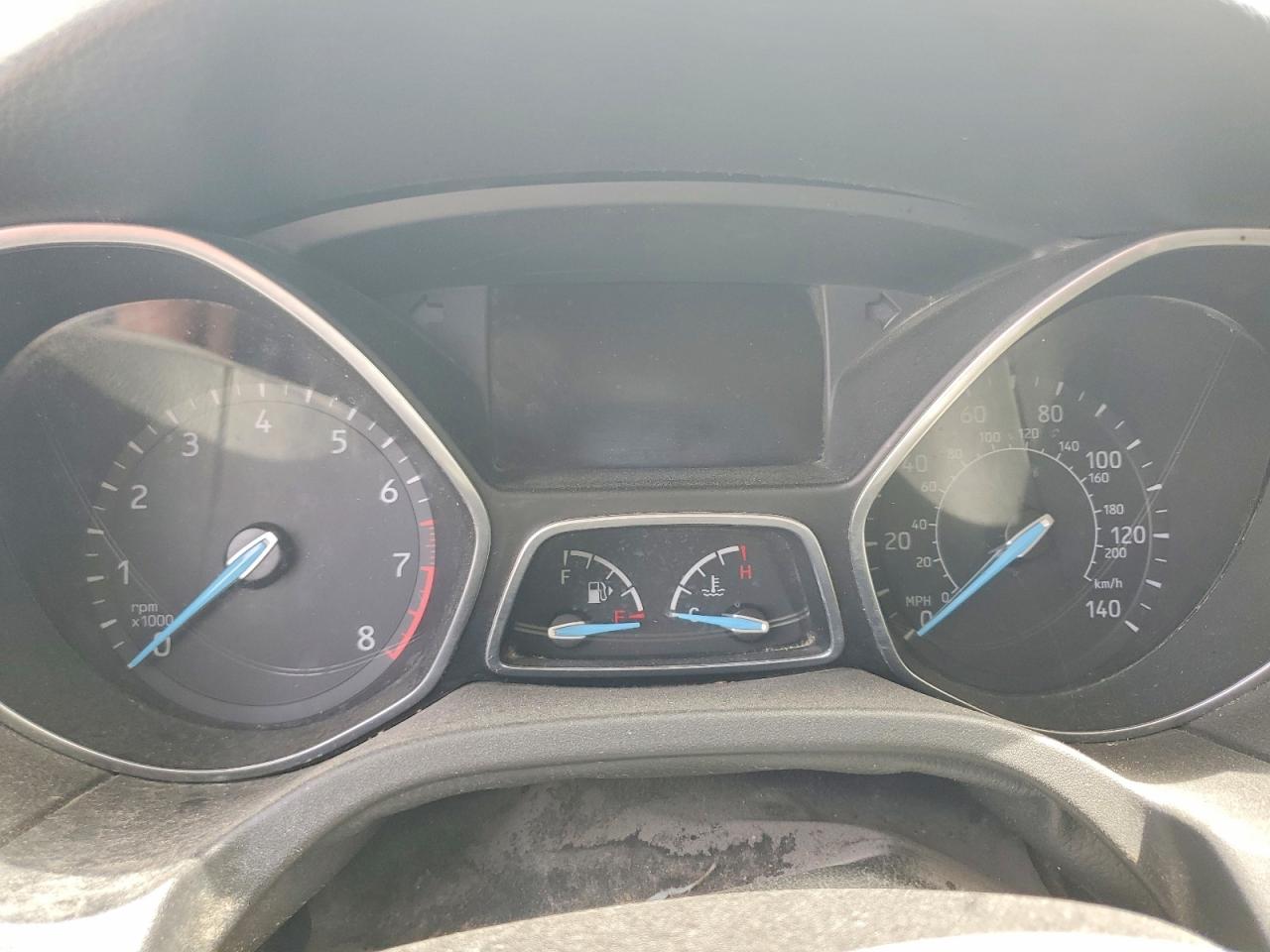 2015 Ford Focus Se Черный vin: 1FADP3K25FL340514