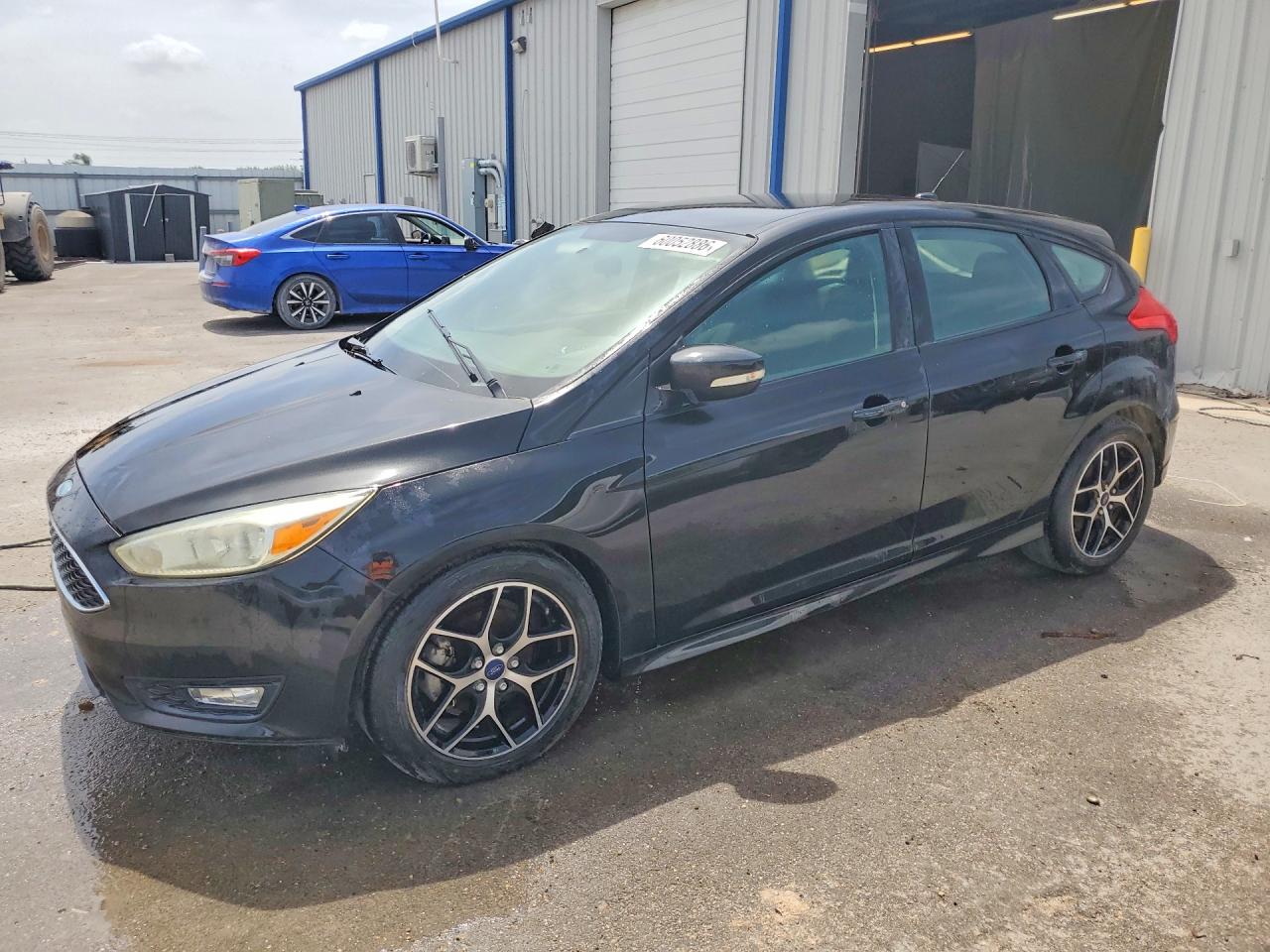 2015 Ford Focus Se Черный vin: 1FADP3K25FL340514