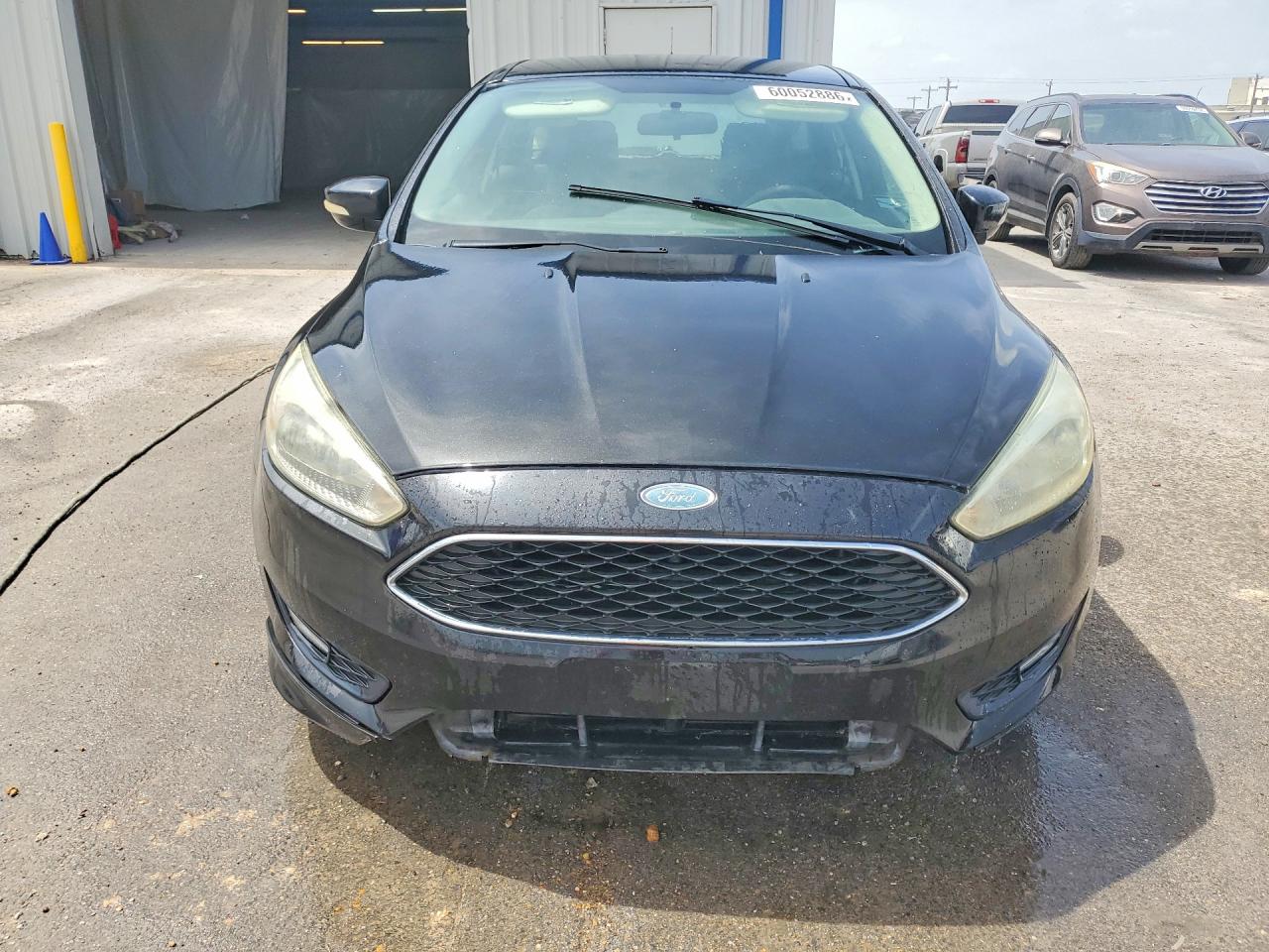 2015 Ford Focus Se Черный vin: 1FADP3K25FL340514