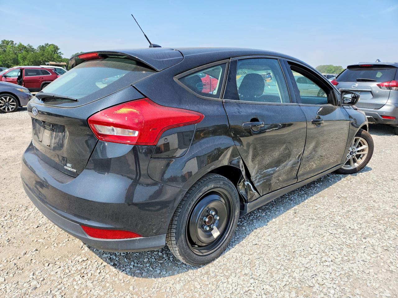 2015 Ford Focus Se Black vin: 1FADP3K25FL355658
