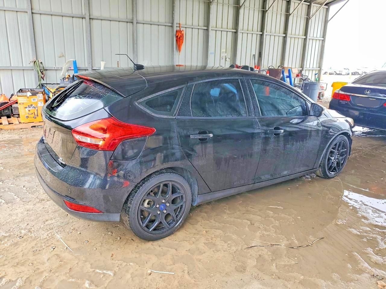 2016 Ford Focus Se Black vin: 1FADP3K25GL274094