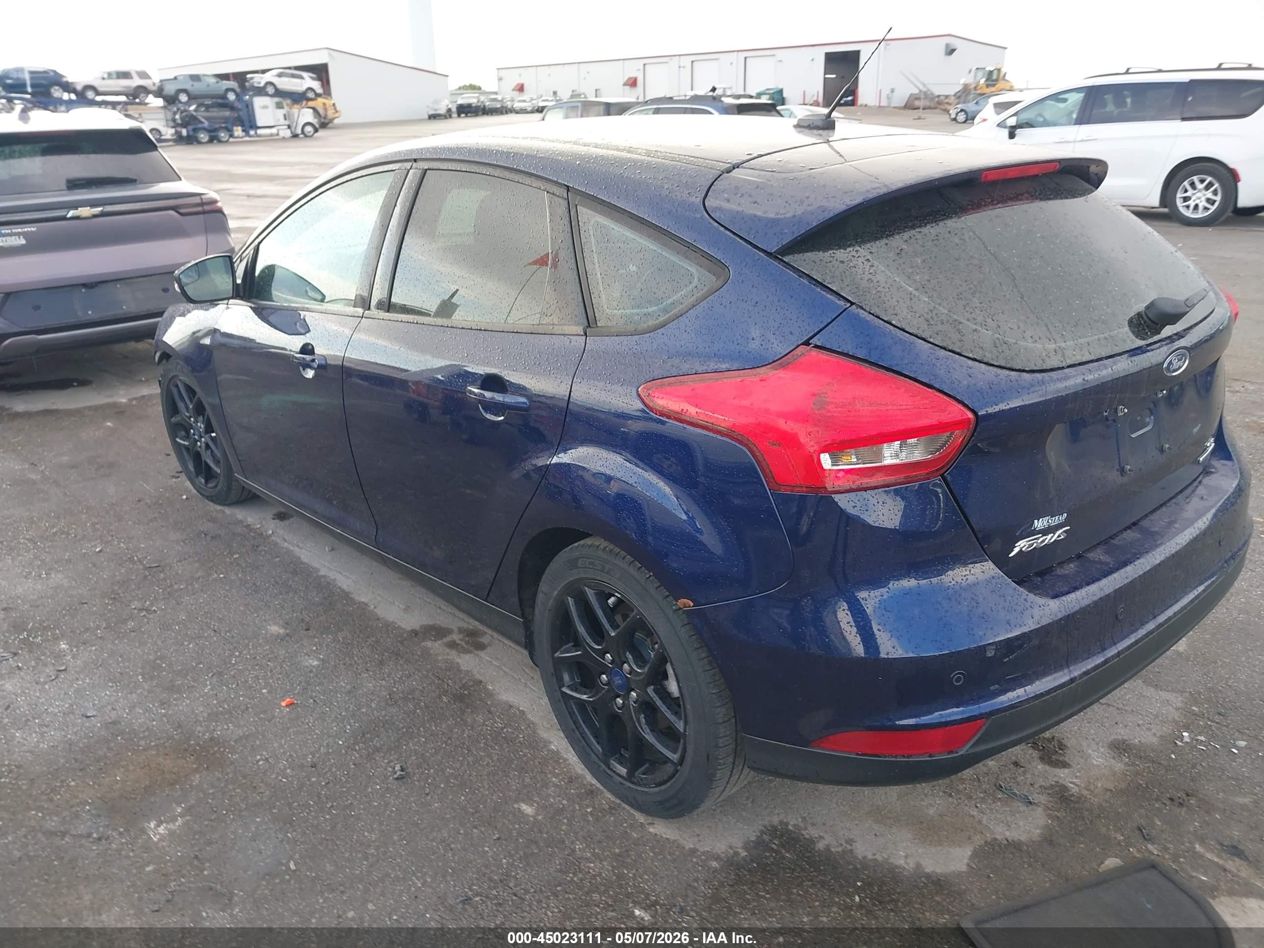 2016 Ford Focus Se Blue vin: 1FADP3K25GL286195