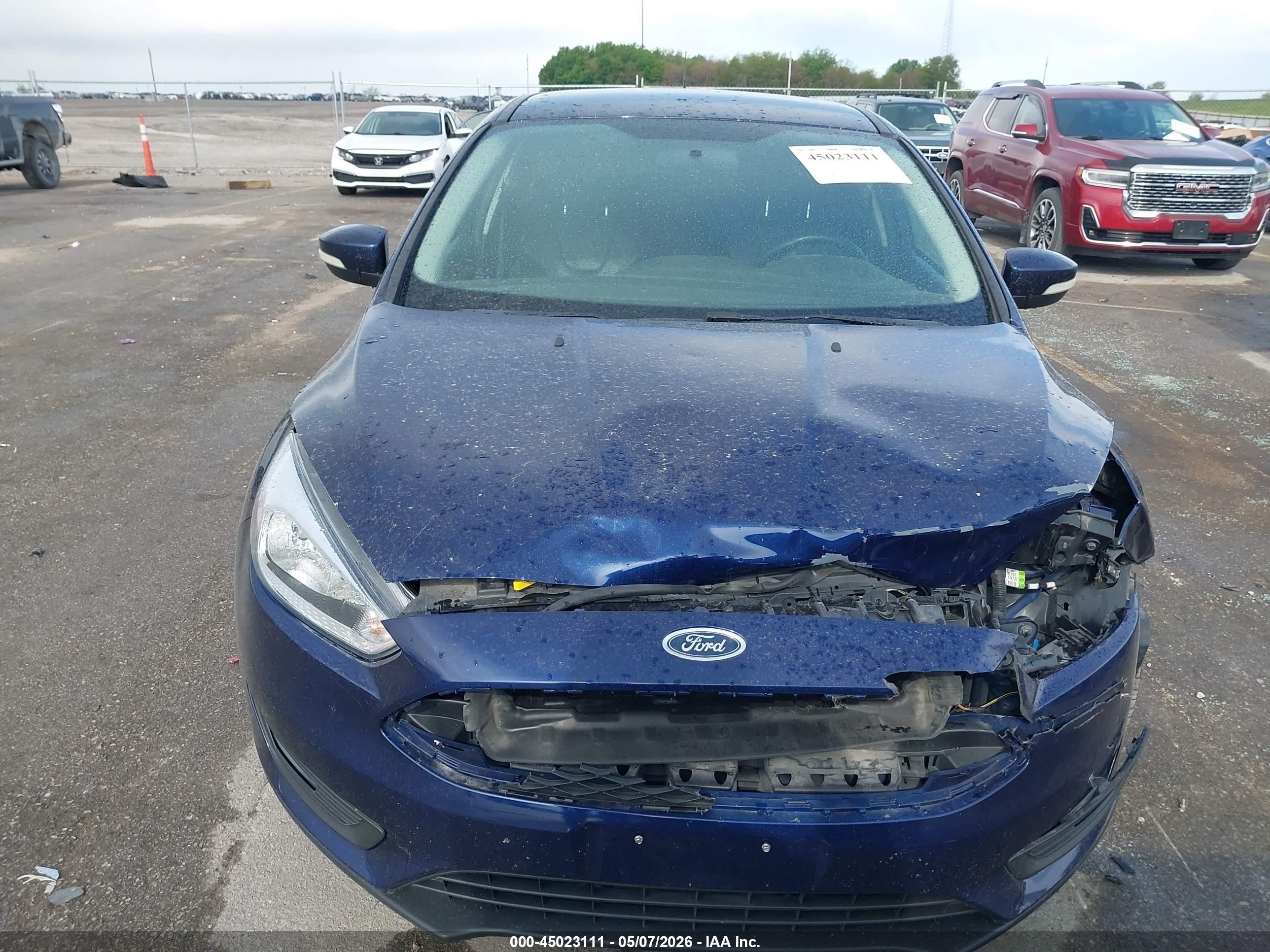 2016 Ford Focus Se Blue vin: 1FADP3K25GL286195