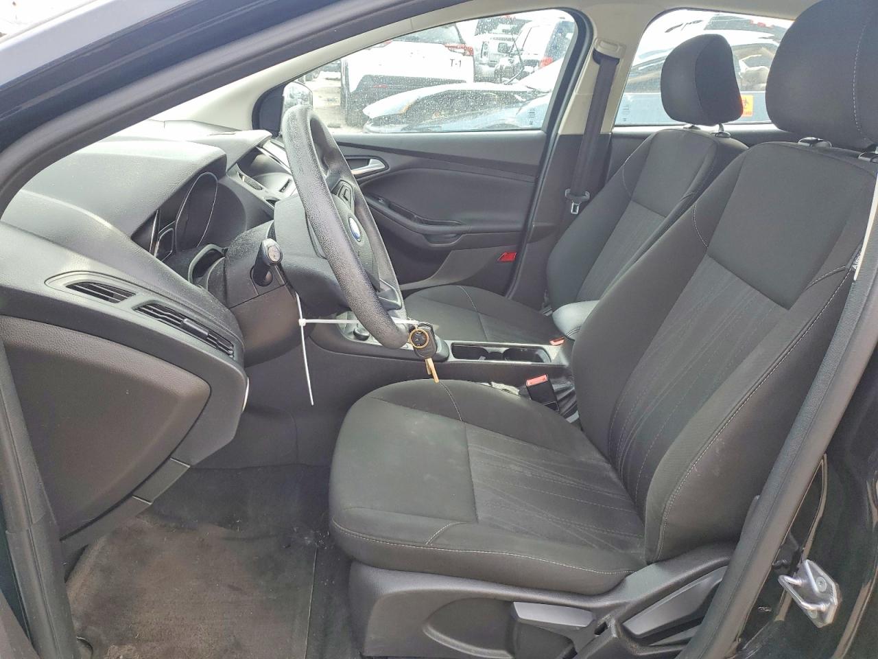 2017 Ford Focus Se Black vin: 1FADP3K25HL248015