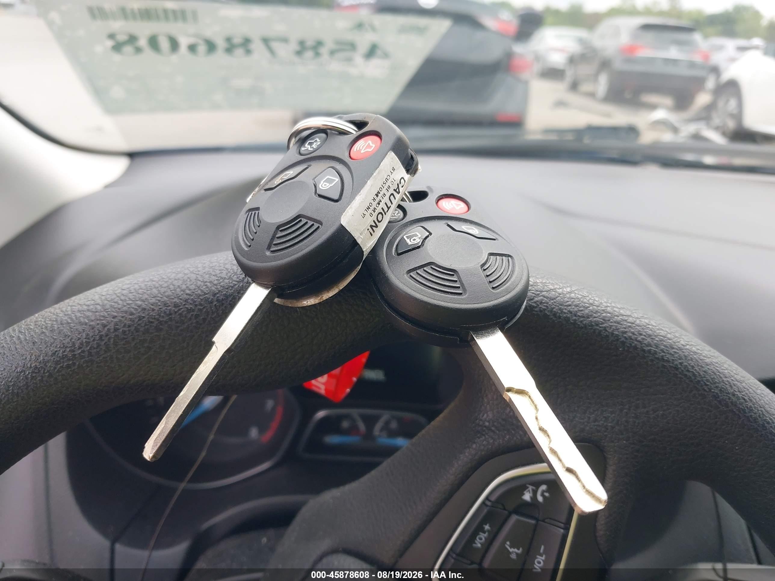 2018 Ford Focus Se Blue vin: 1FADP3K25JL328999