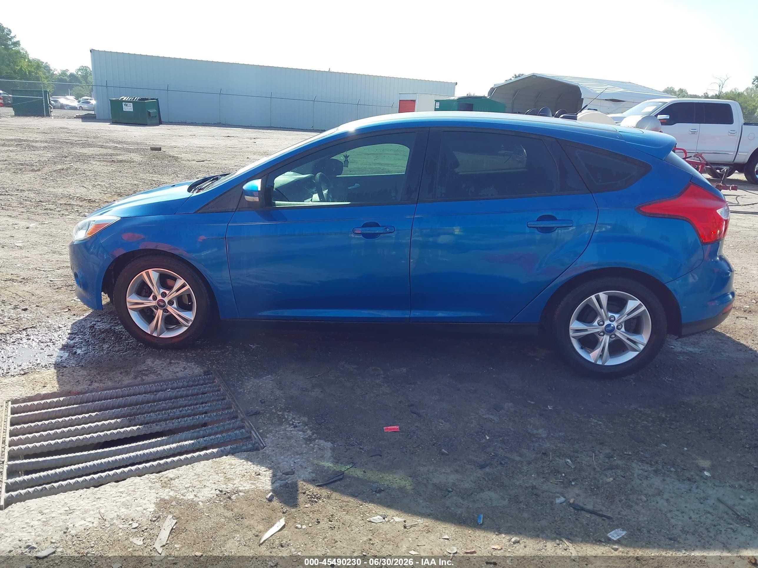 2013 Ford Focus Se Синий vin: 1FADP3K26DL135359