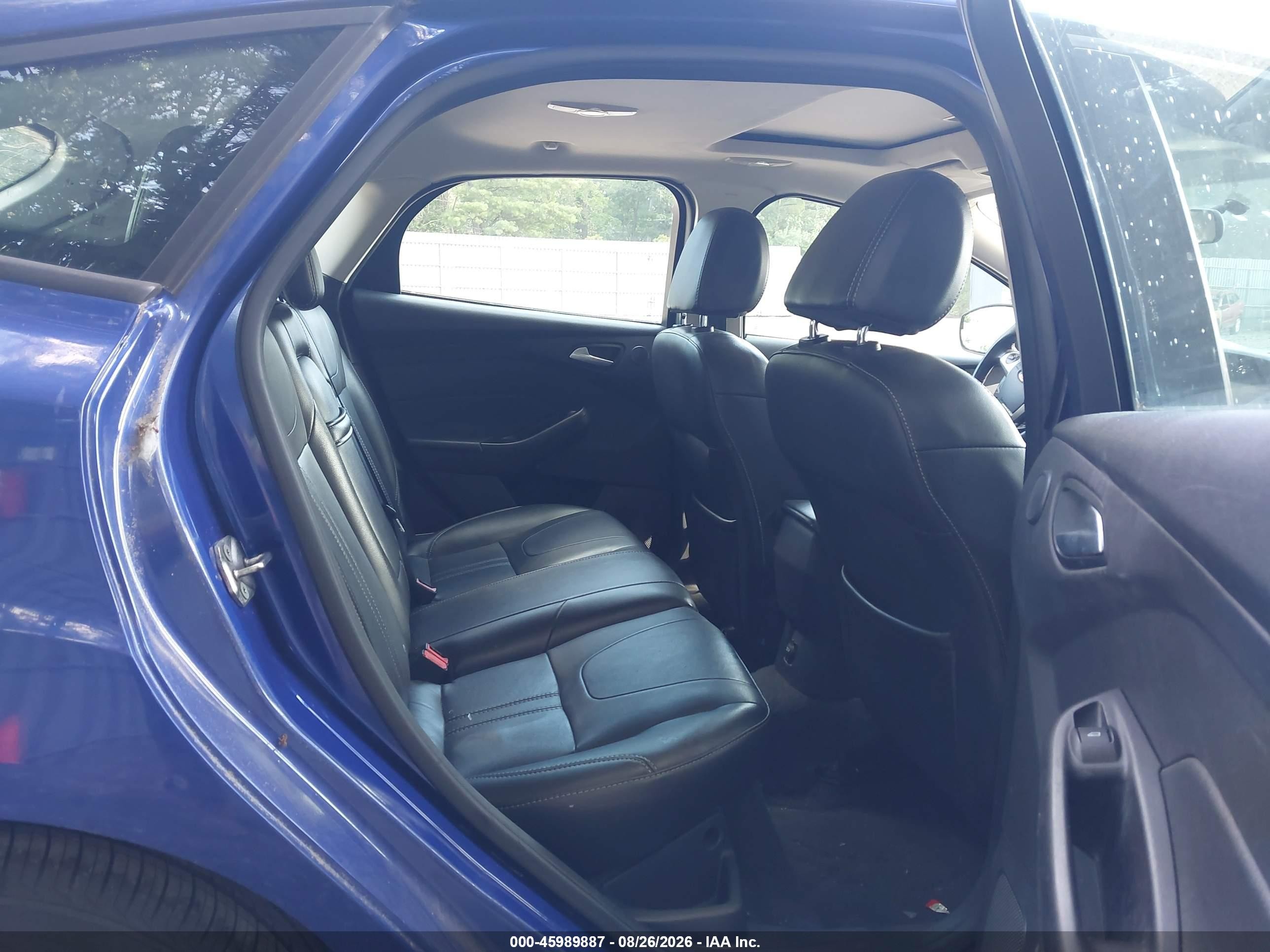 2013 Ford Focus Se Синий vin: 1FADP3K26DL142828