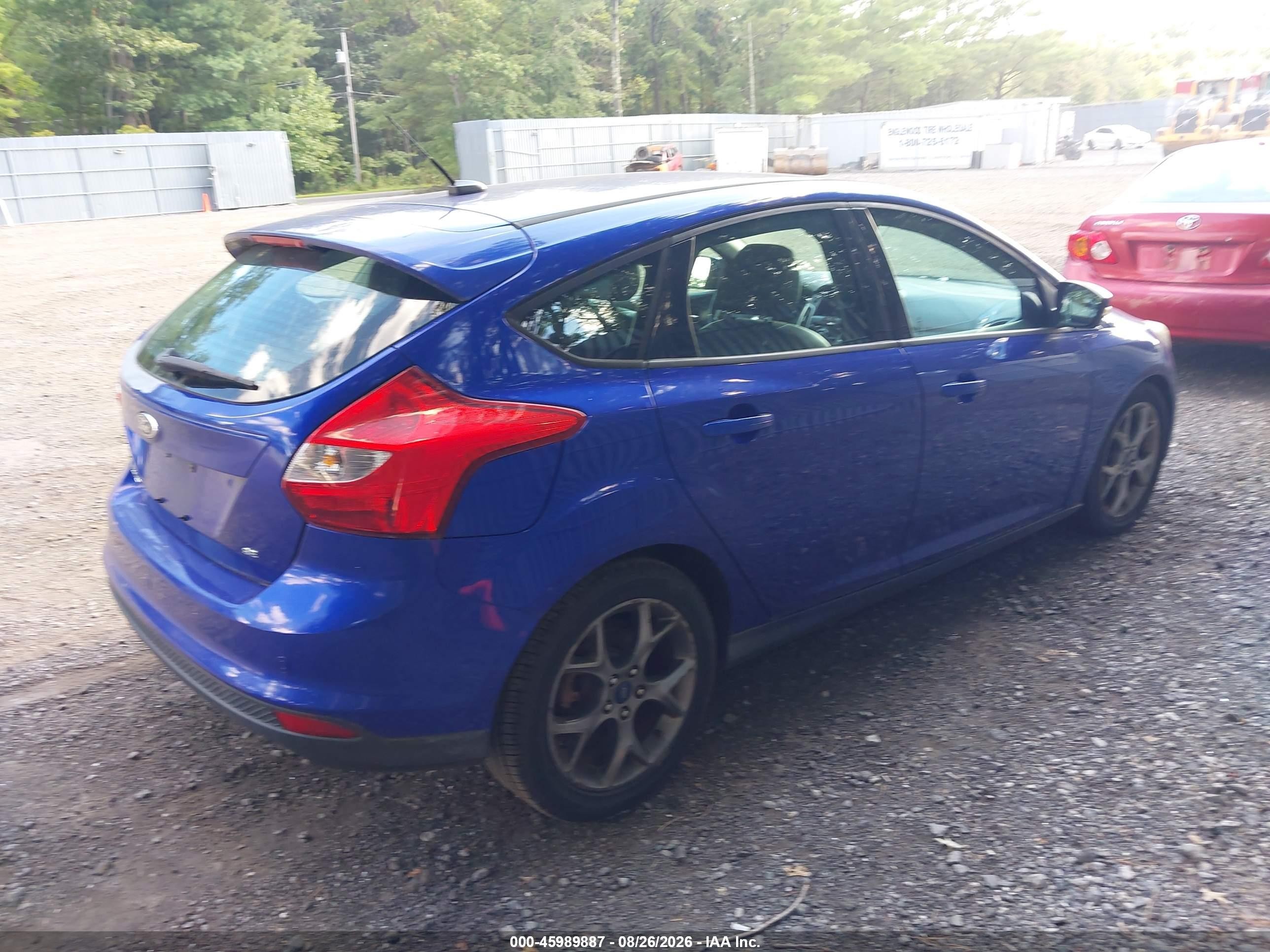 2013 Ford Focus Se Синий vin: 1FADP3K26DL142828