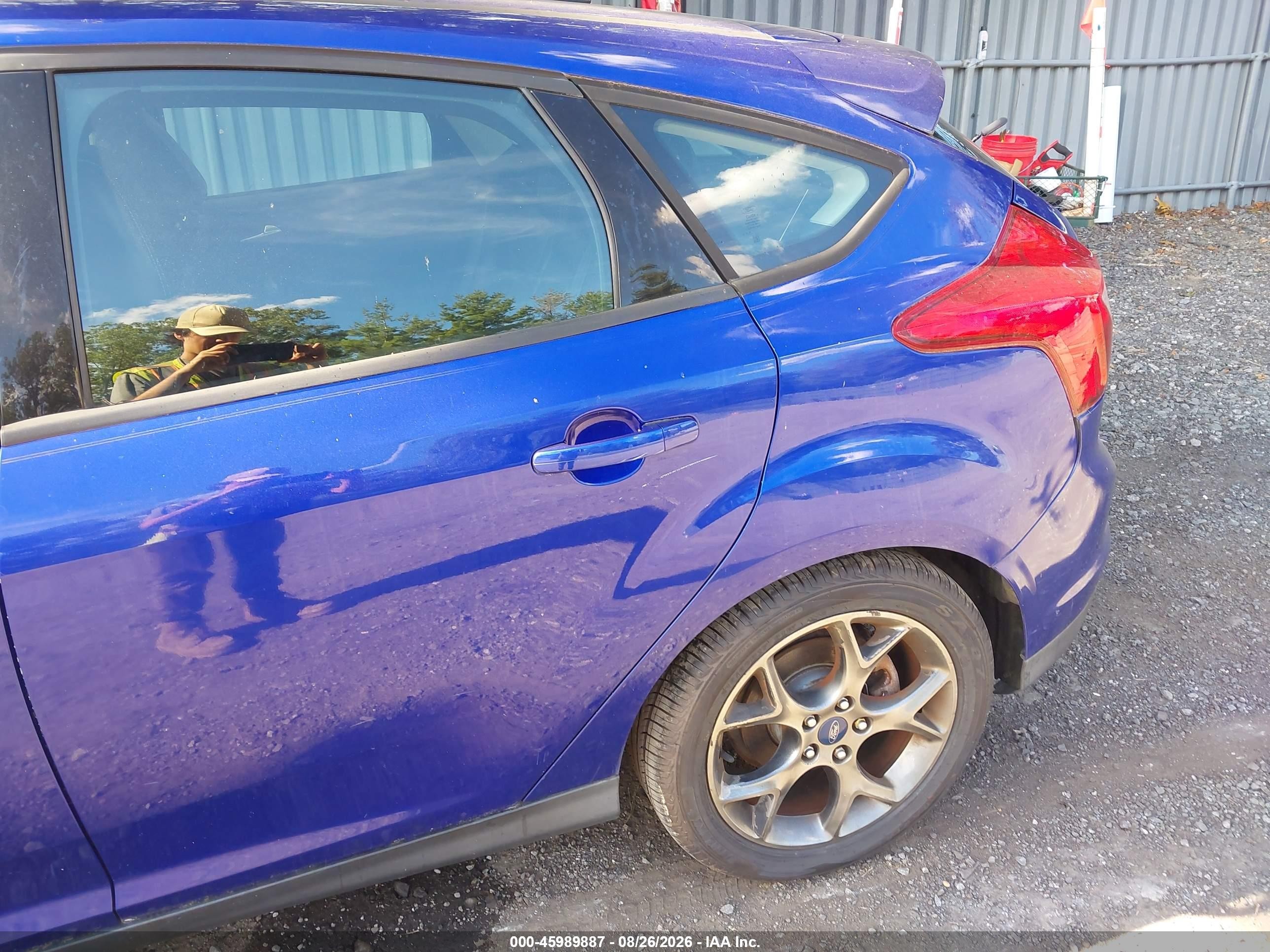 2013 Ford Focus Se Синий vin: 1FADP3K26DL142828