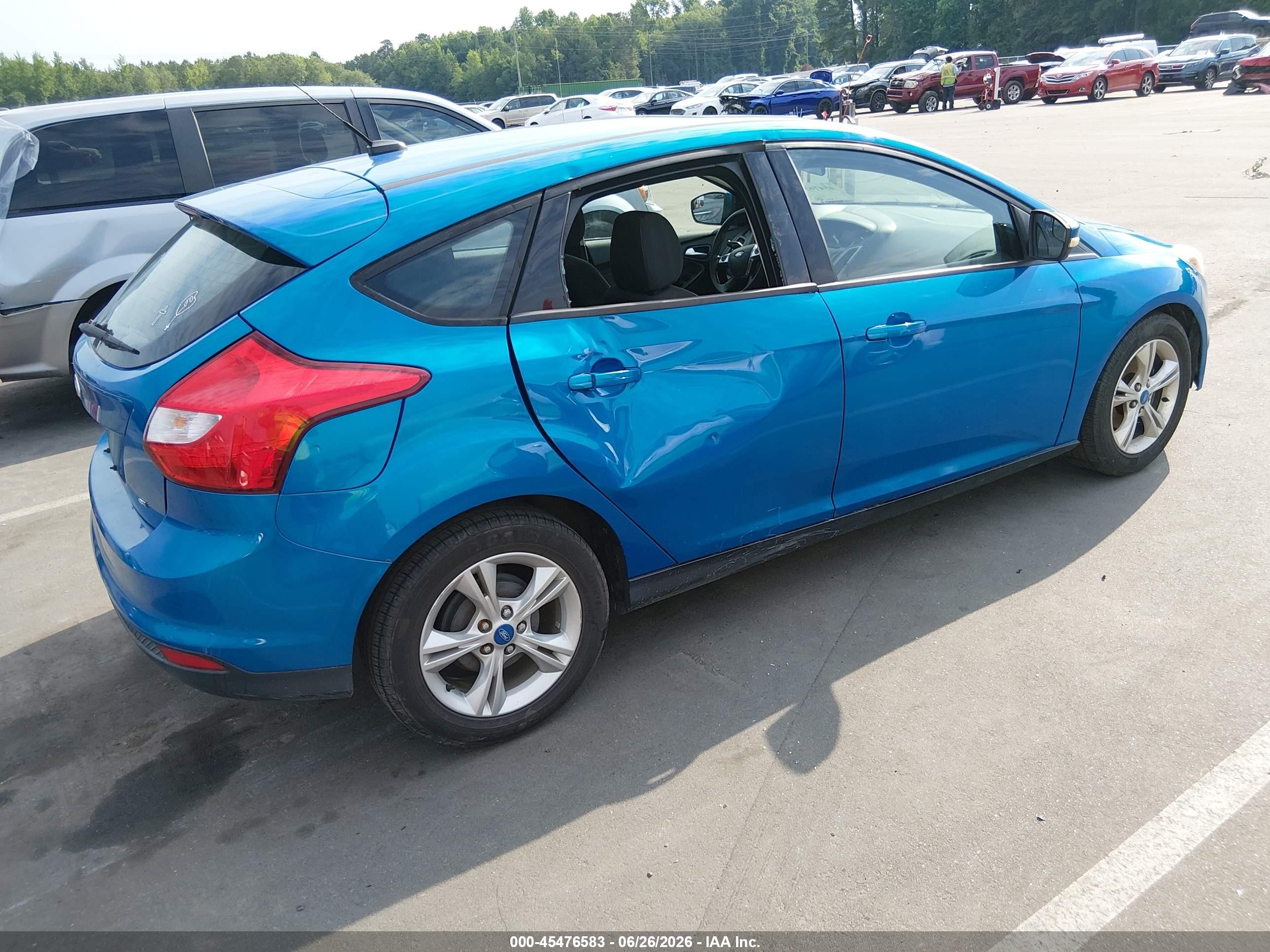 2013 Ford Focus Se Blue vin: 1FADP3K26DL168054