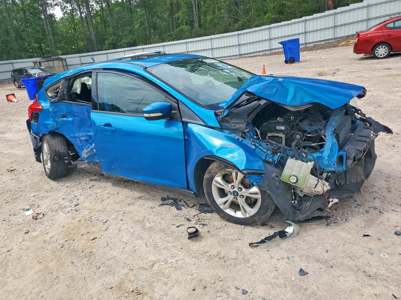 2013 Ford Focus Se Blue vin: 1FADP3K26DL240709