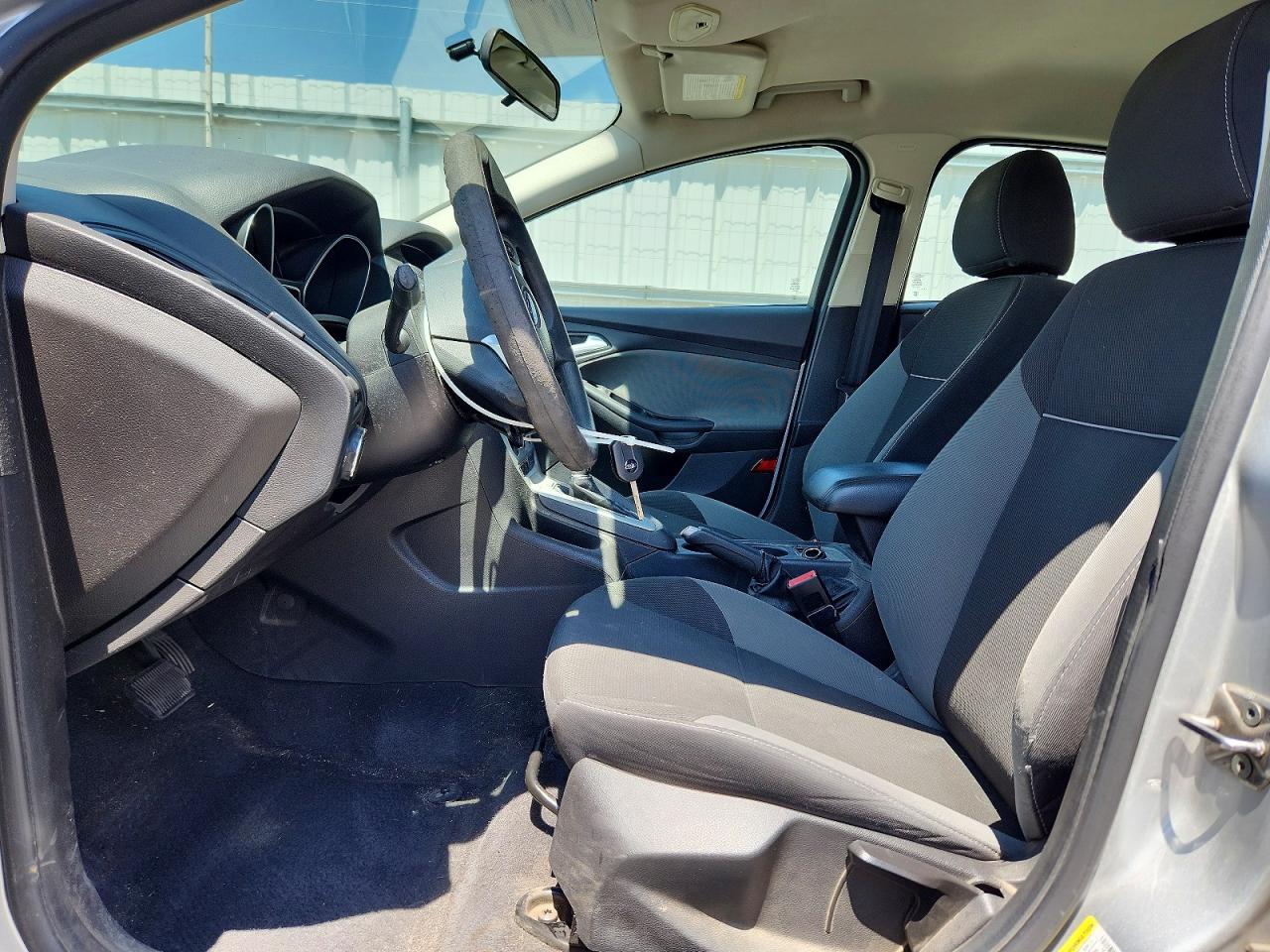 2013 Ford Focus Se Silver vin: 1FADP3K26DL245702