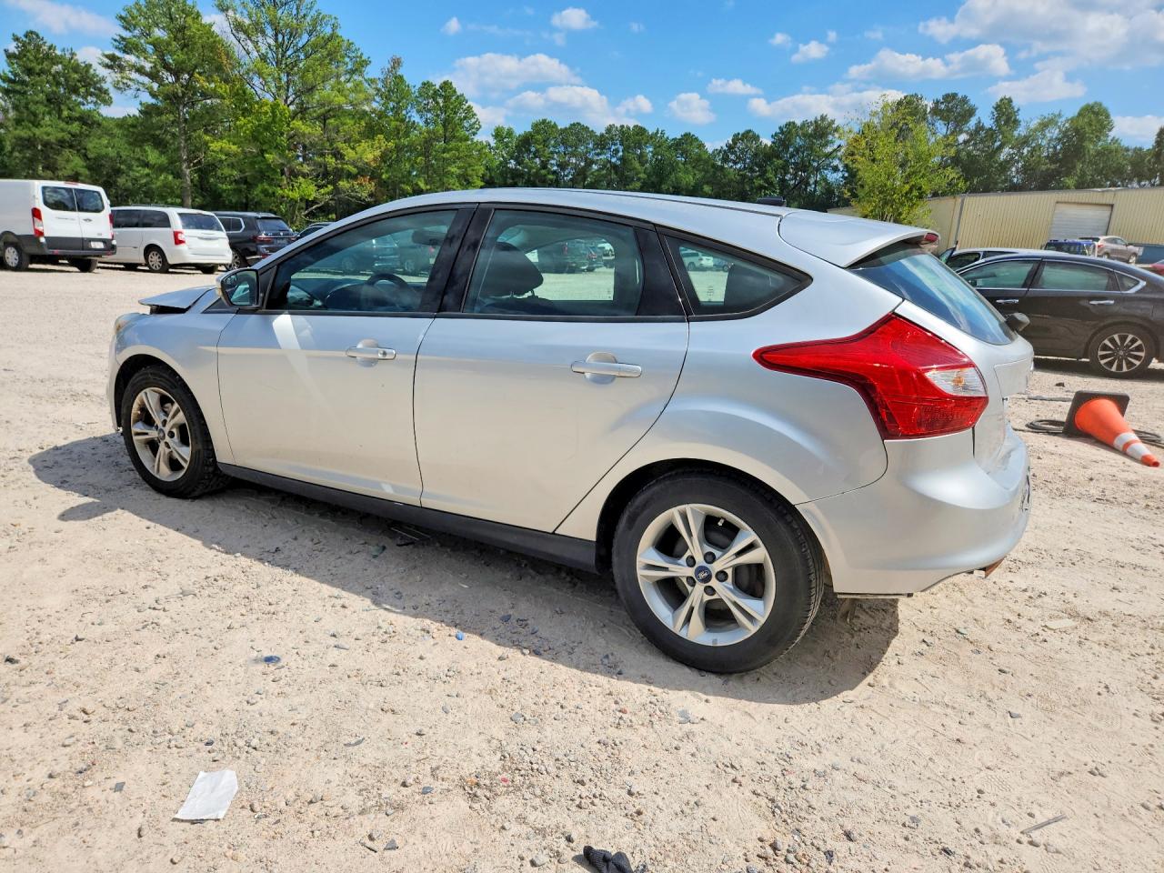 2013 Ford Focus Se Silver vin: 1FADP3K26DL255792
