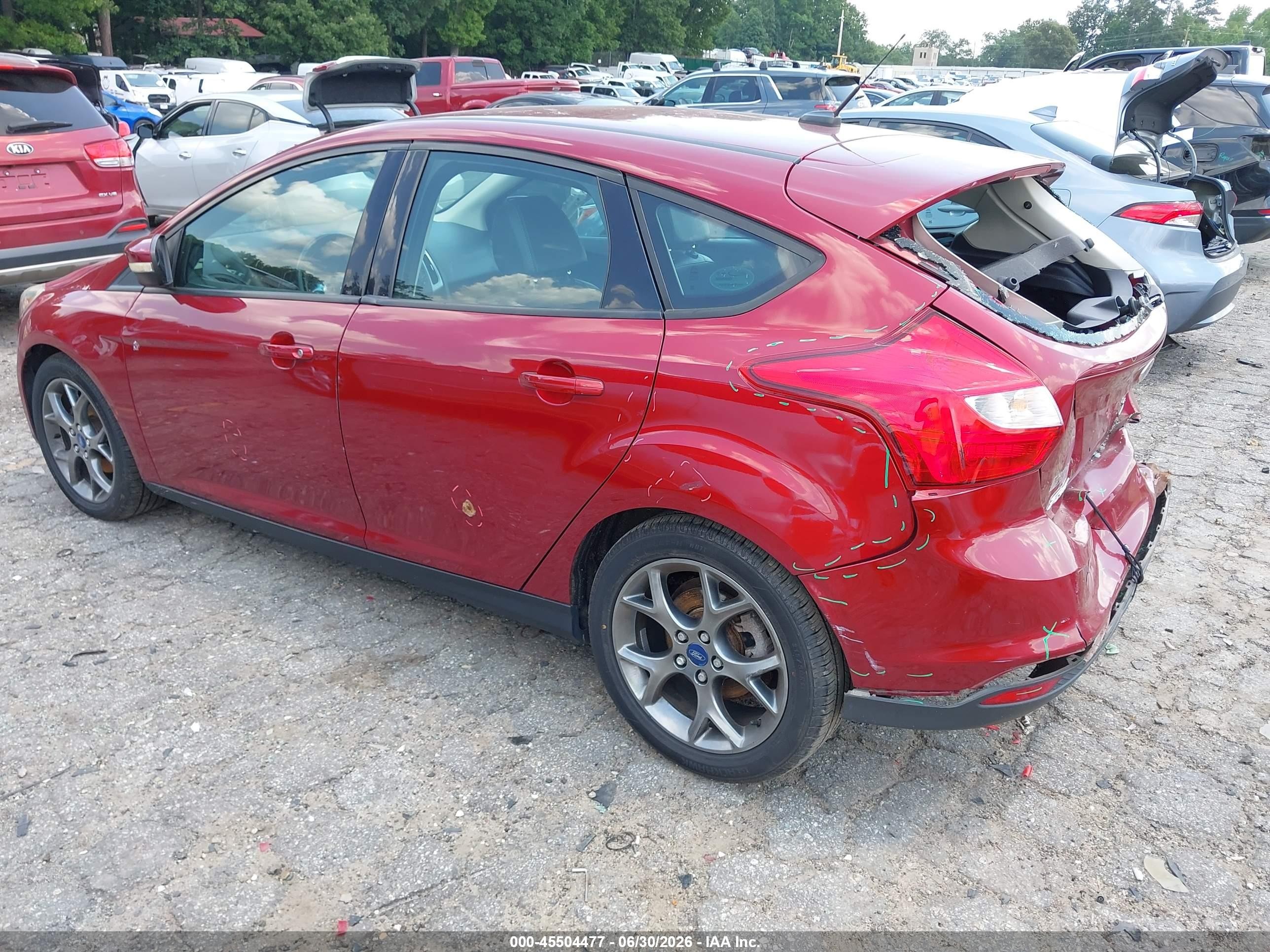 2013 Ford Focus Se Burgundy vin: 1FADP3K26DL263682
